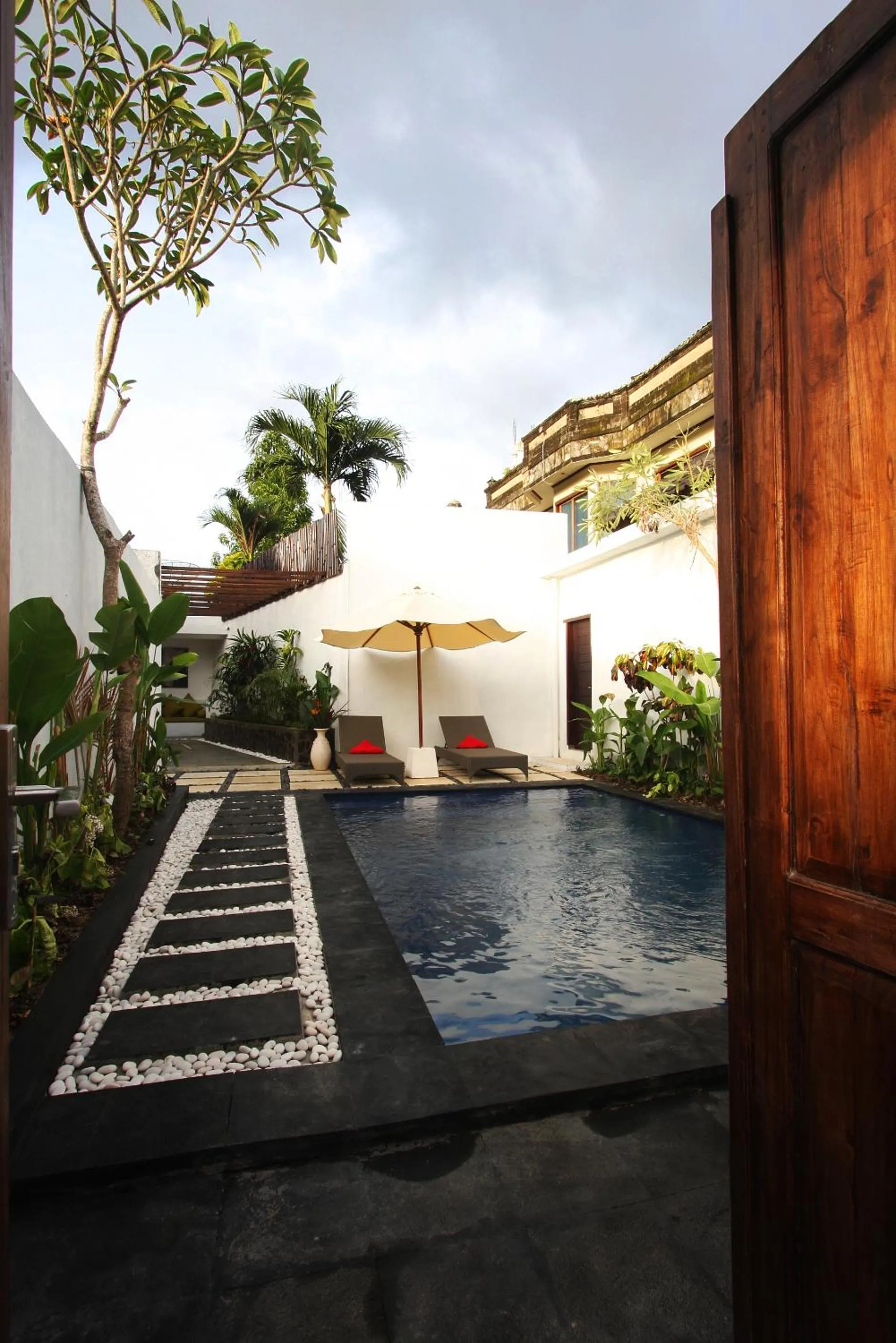 Swimming pool in Villa Bali Zen Kerobokan