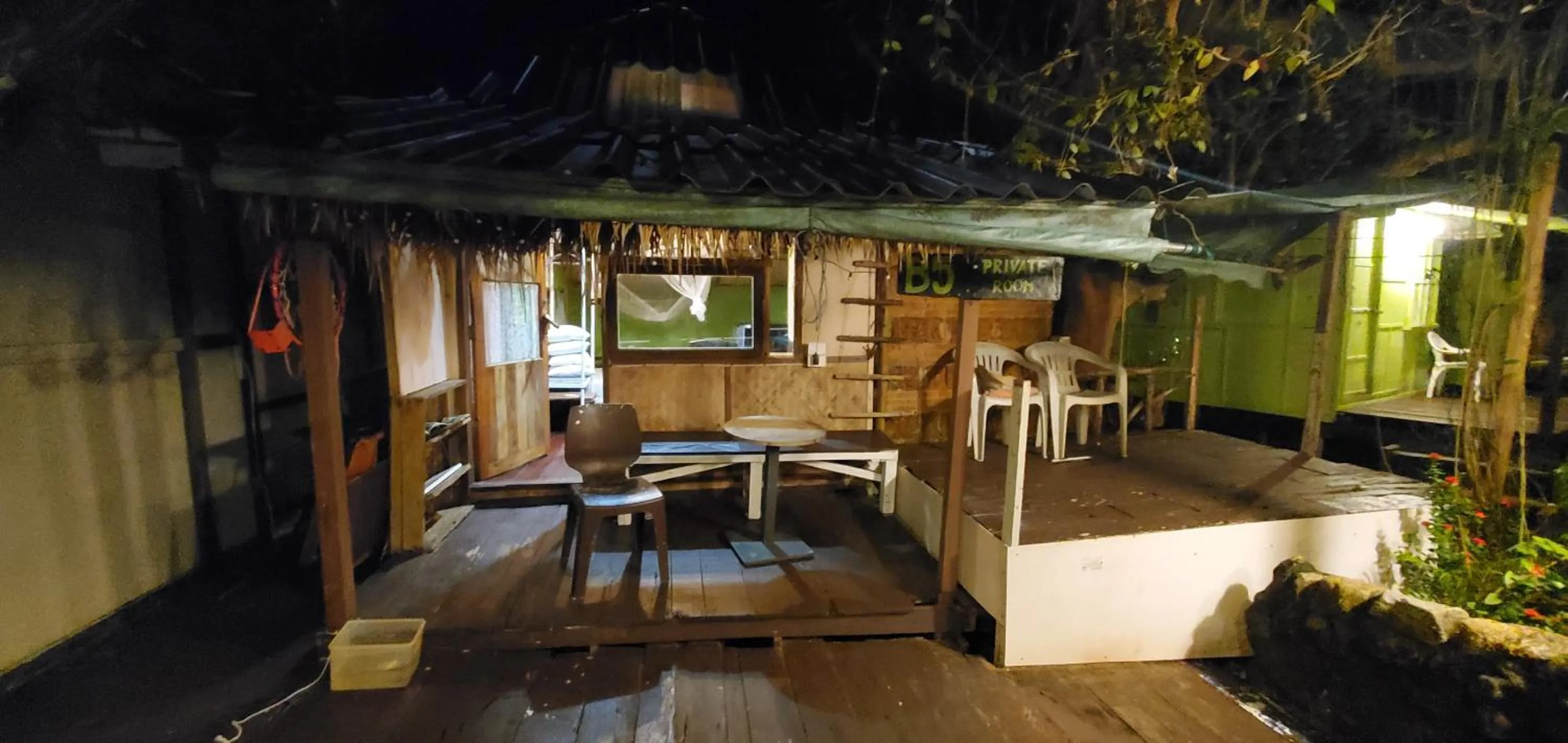 Property building in Kohchang 7 seaview bungalow