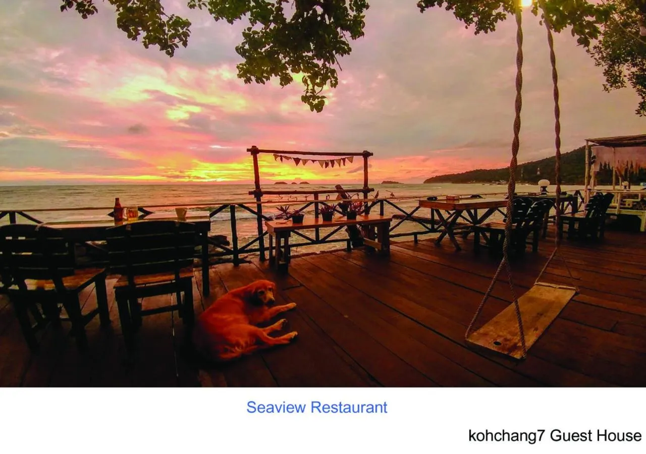 Restaurant/places to eat in Kohchang 7 seaview bungalow