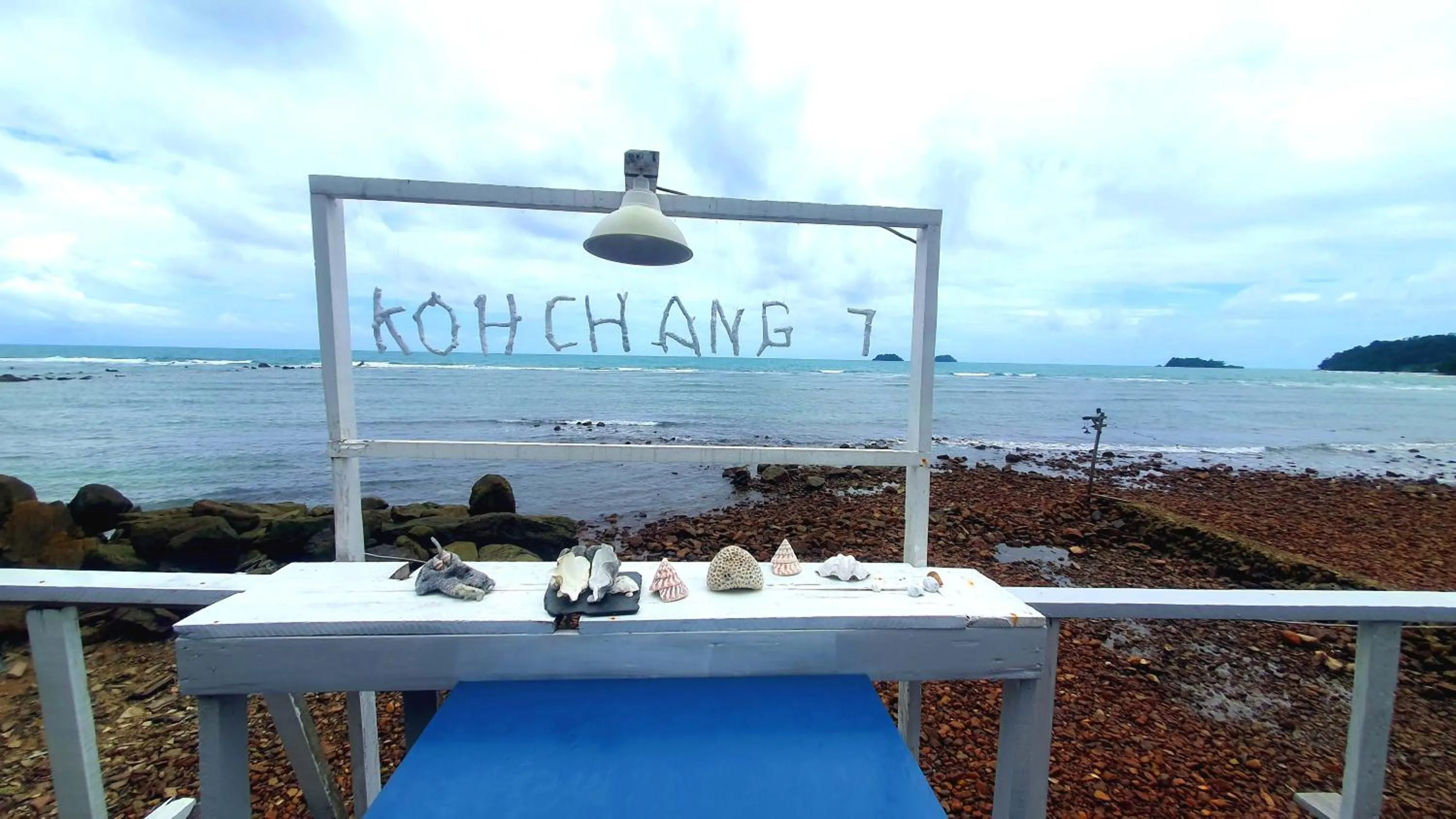 Restaurant/places to eat in Kohchang 7 seaview bungalow