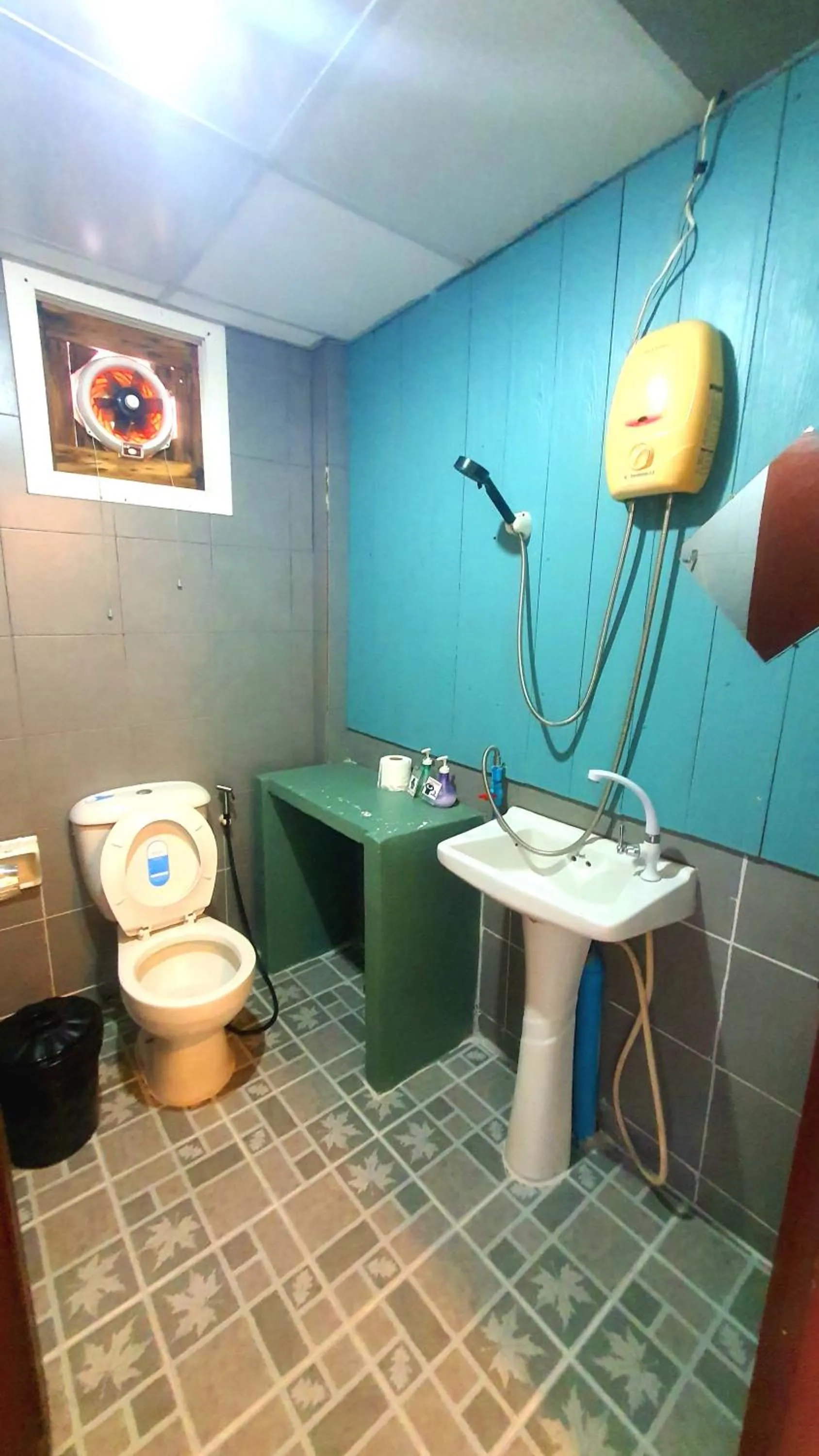 Property building in Kohchang 7 seaview bungalow