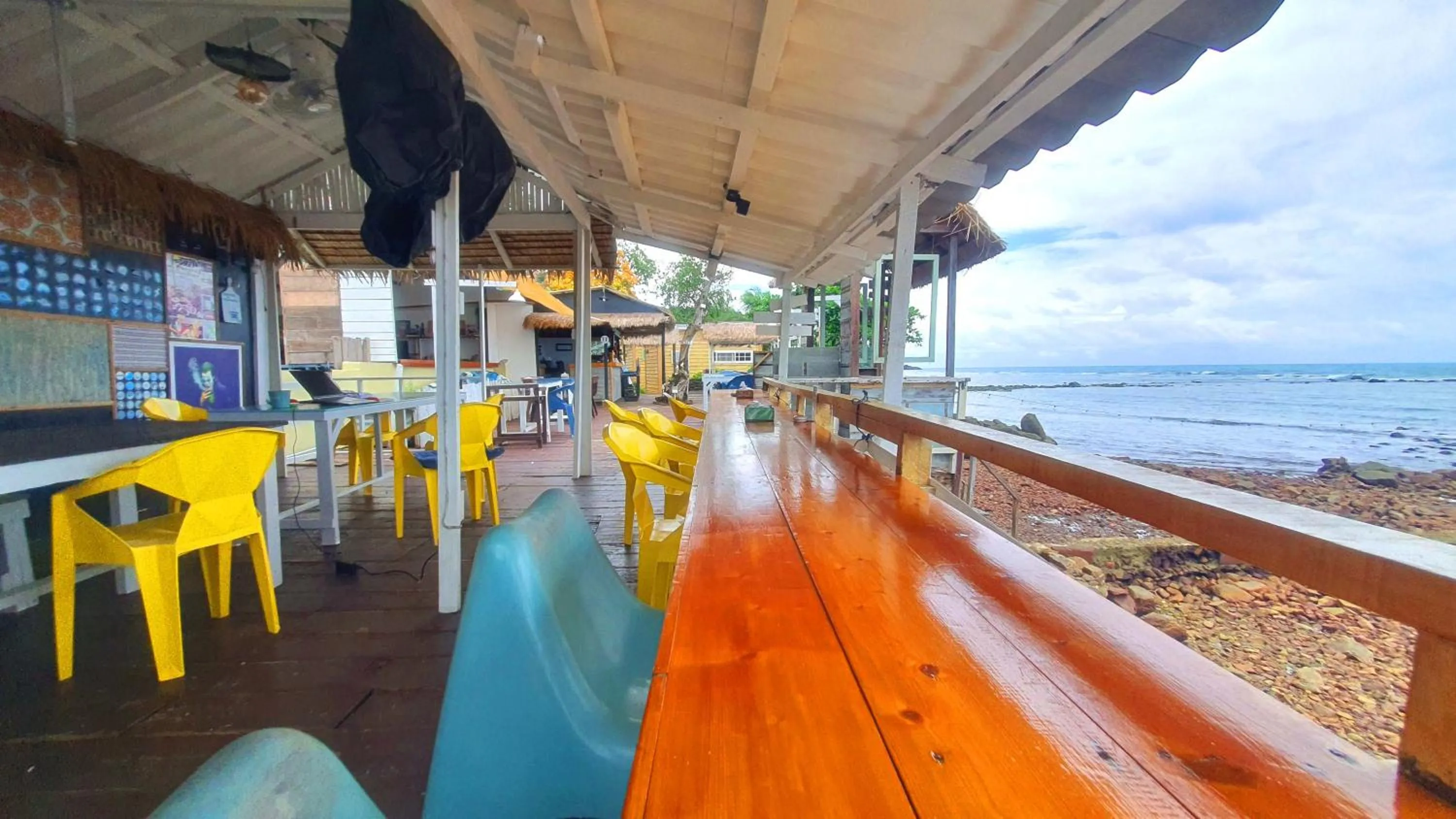 Restaurant/places to eat in Kohchang 7 seaview bungalow