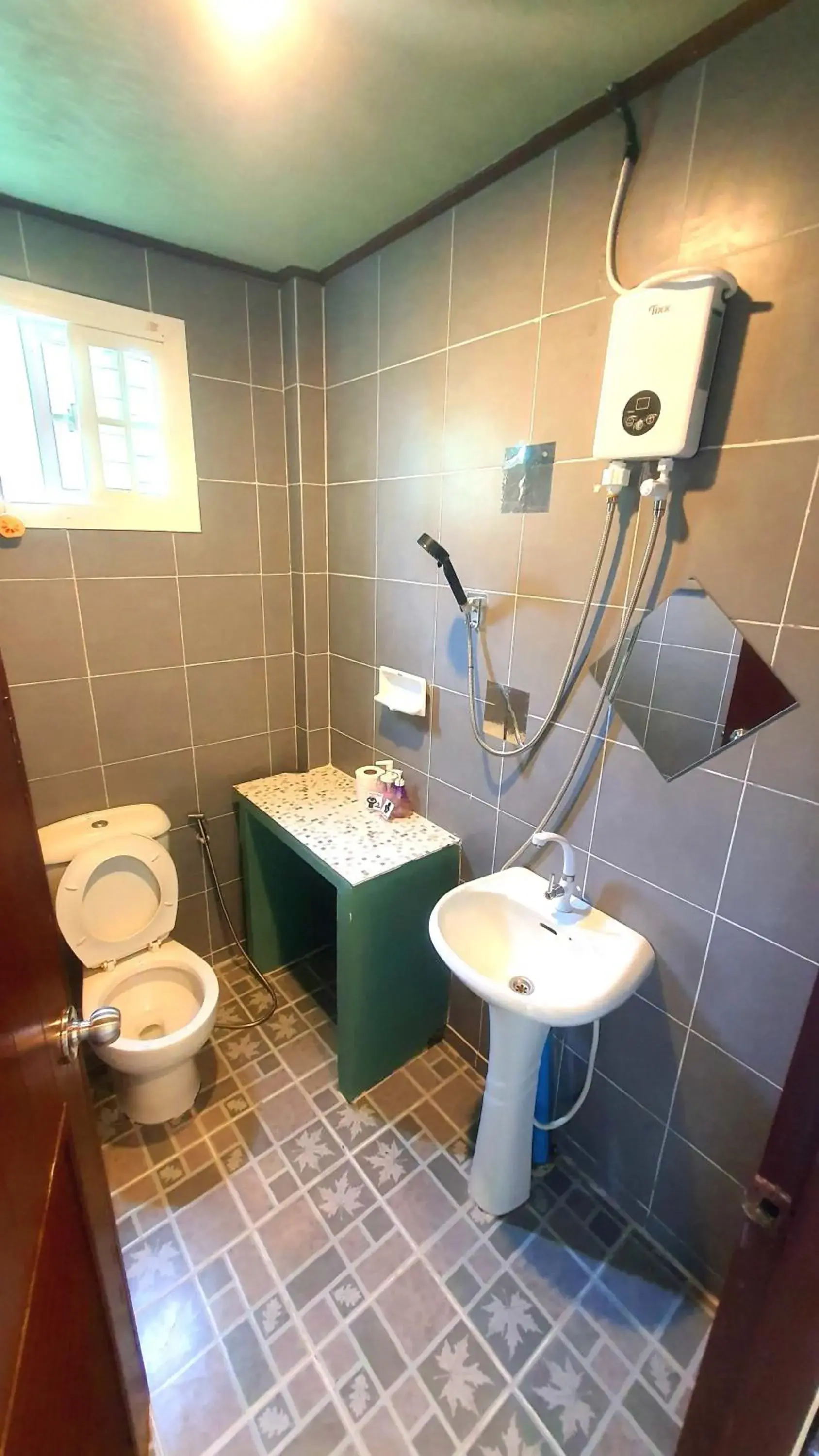 Villa with Sea View in Kohchang 7 seaview bungalow Villa with Sea View in Kohchang 7 seaview bungalow