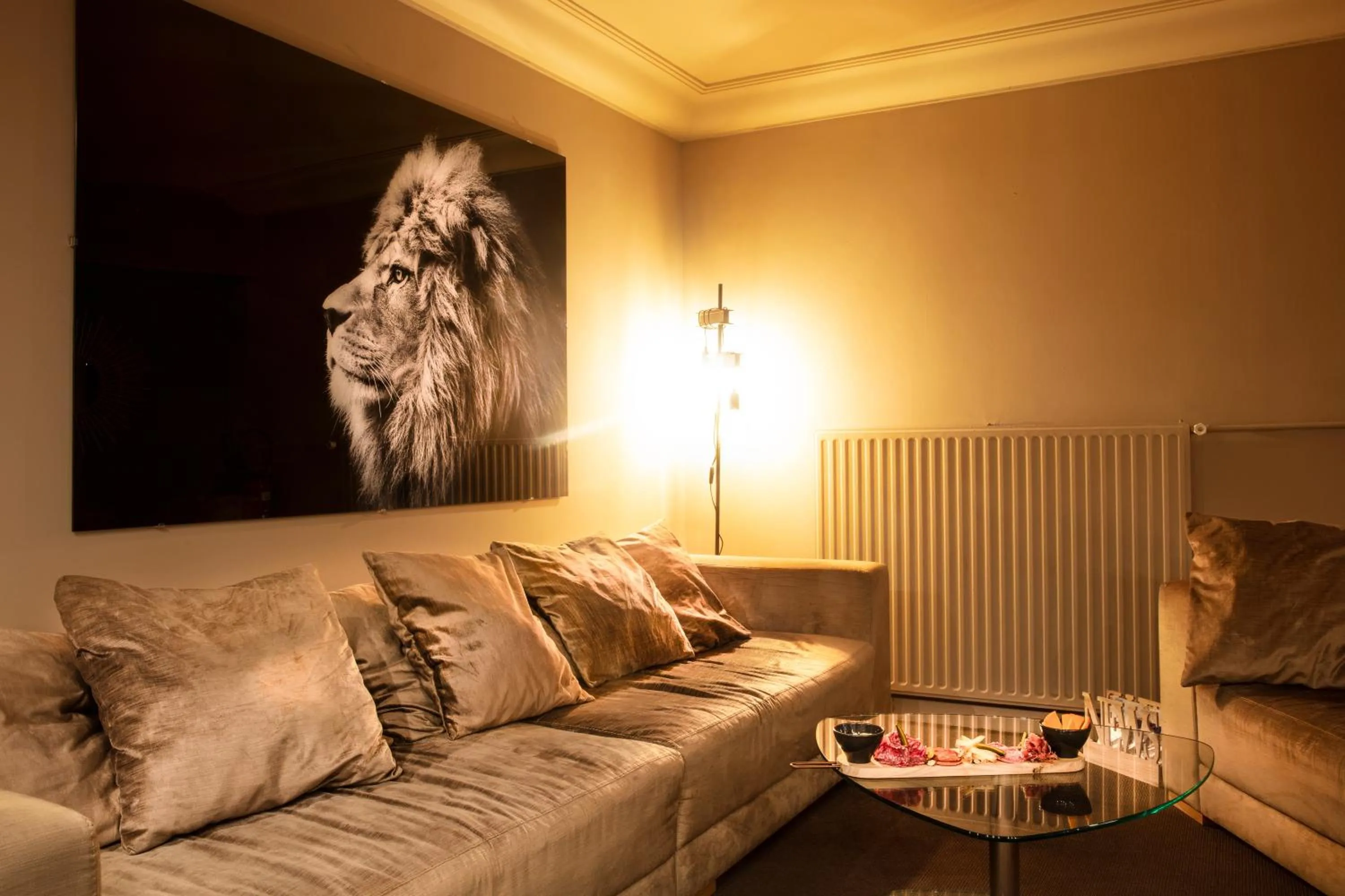 Living room in Le Regina Hôtel restaurant