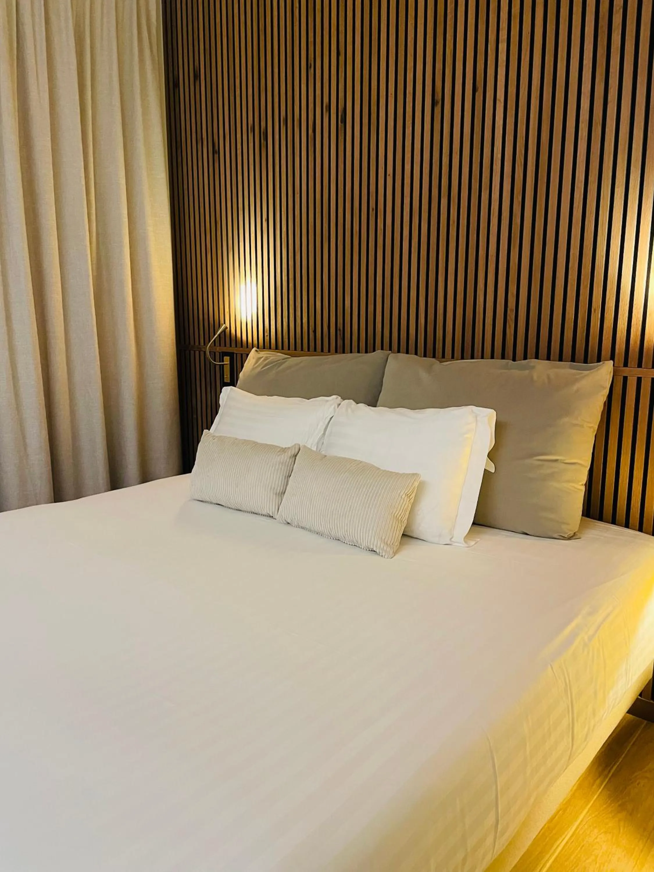 Bedroom, Bed in Les Sables Blancs