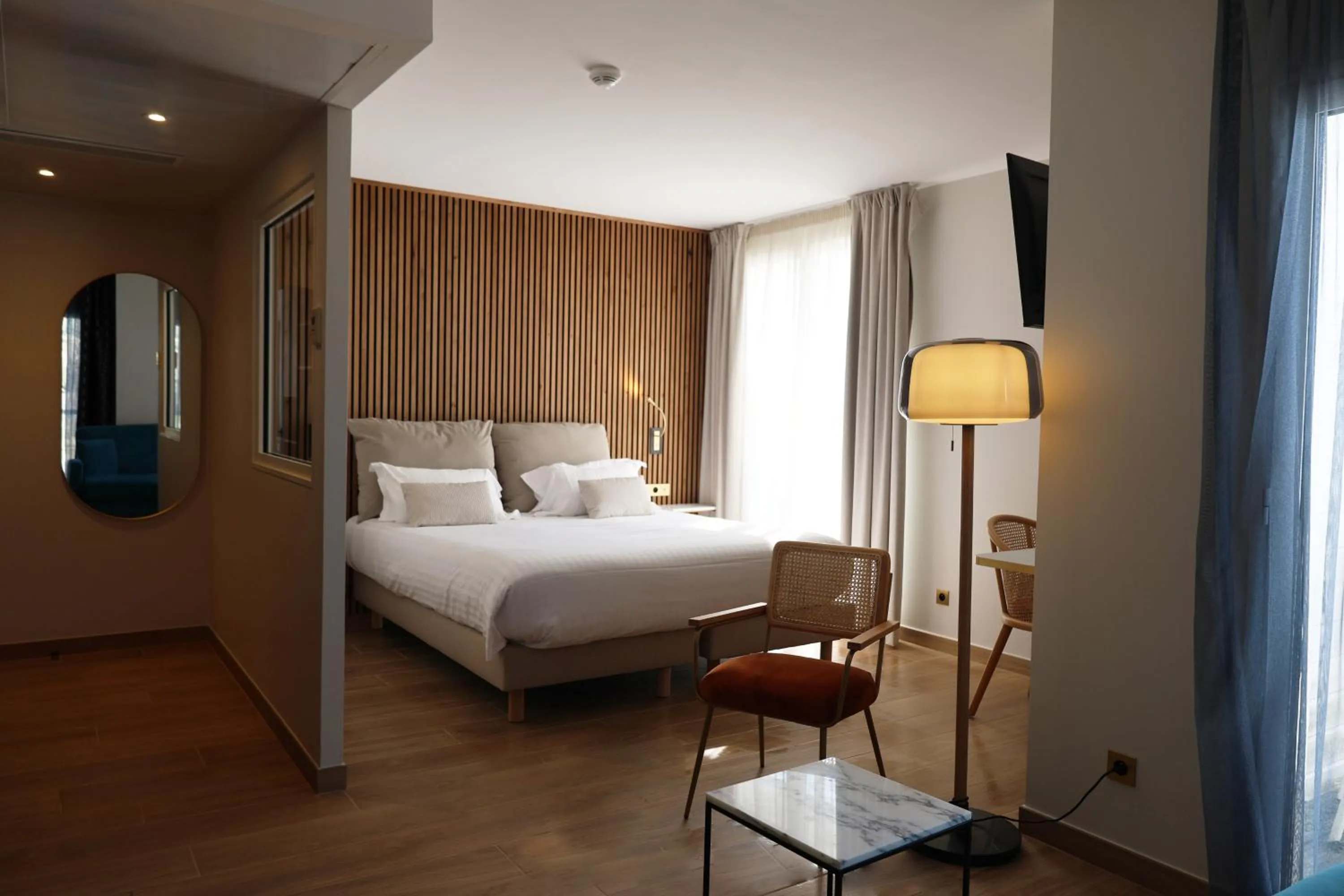 Bedroom, Bed in Les Sables Blancs