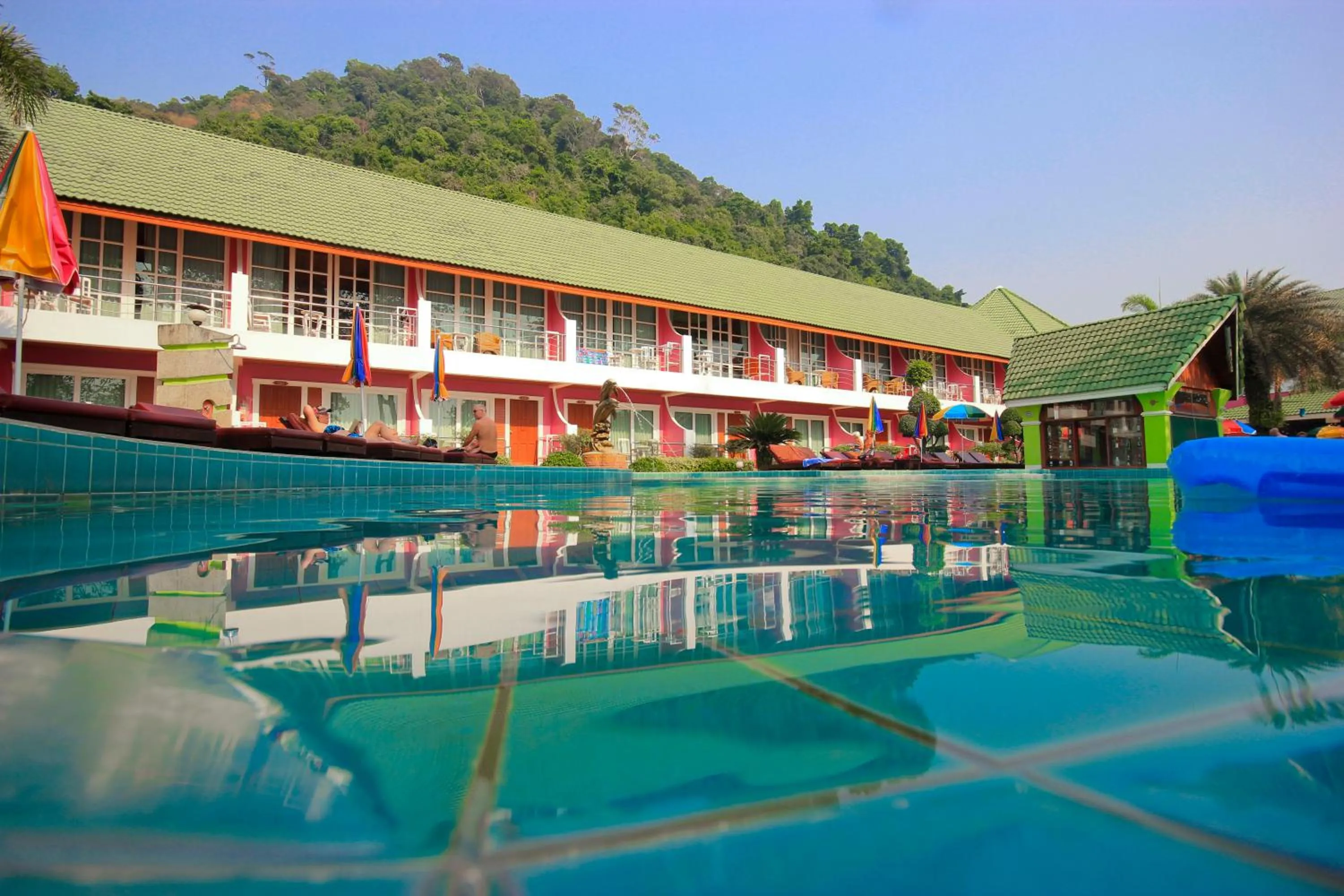 Pool view in Cookies Hotel
