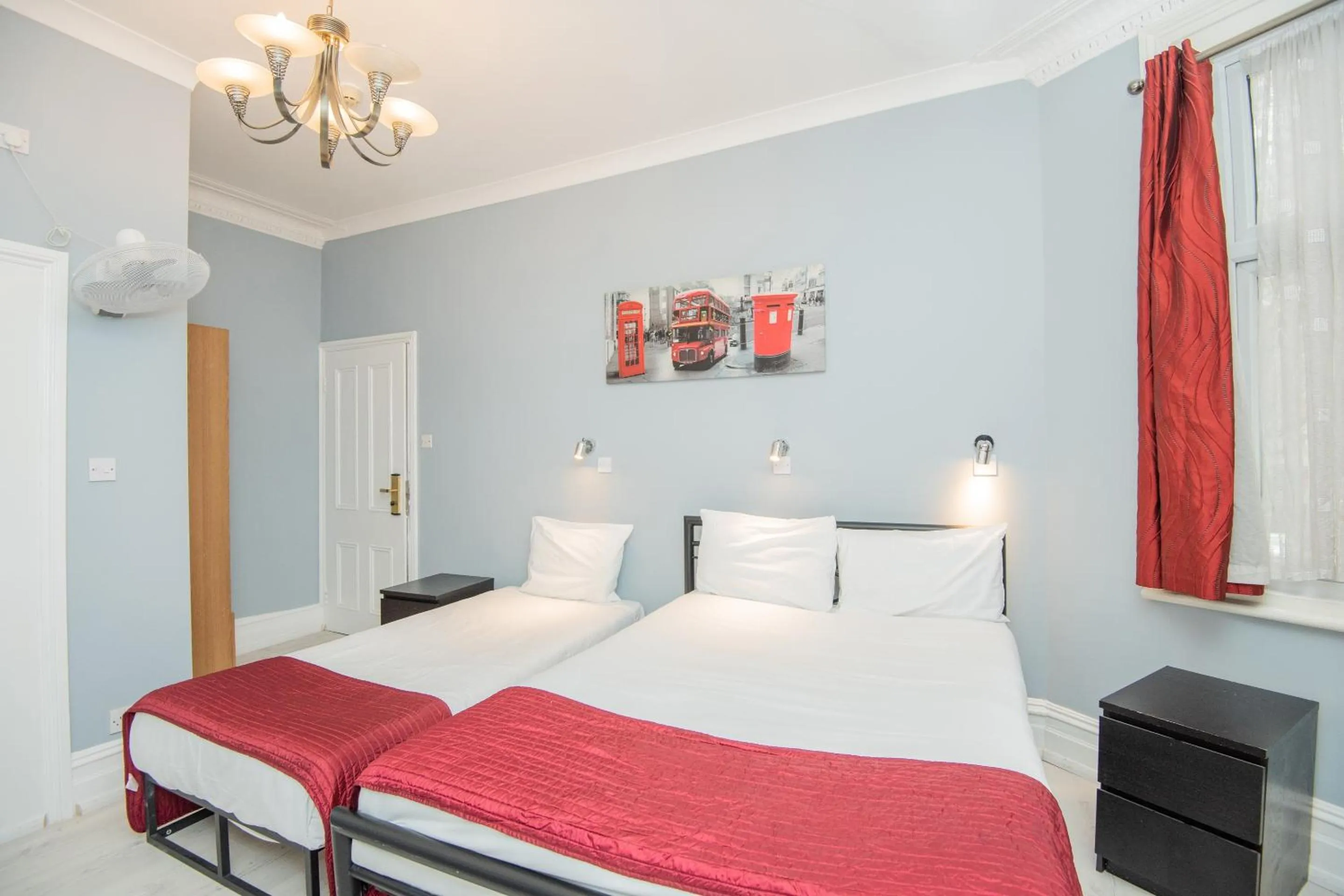 Bedroom in Sino Hotel