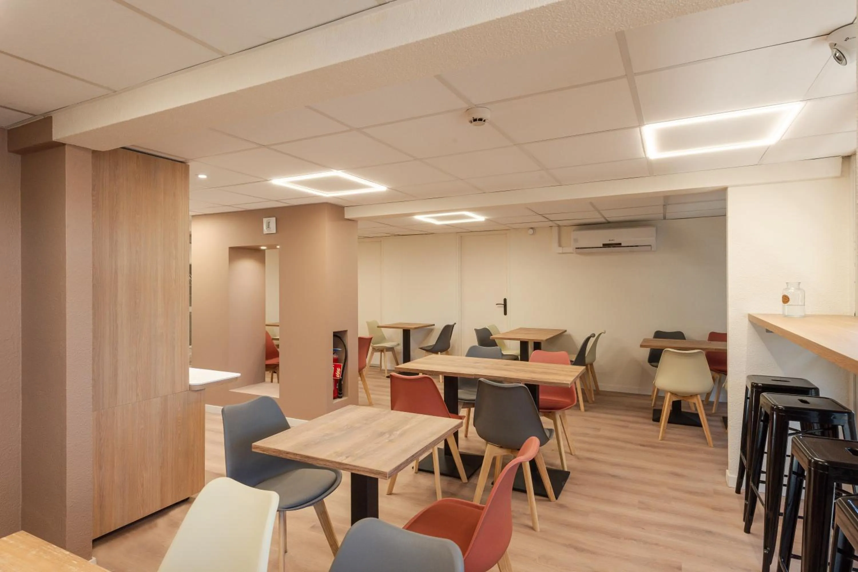 Restaurant/places to eat in Premiere Classe Toulon La Seyne-sur-Mer