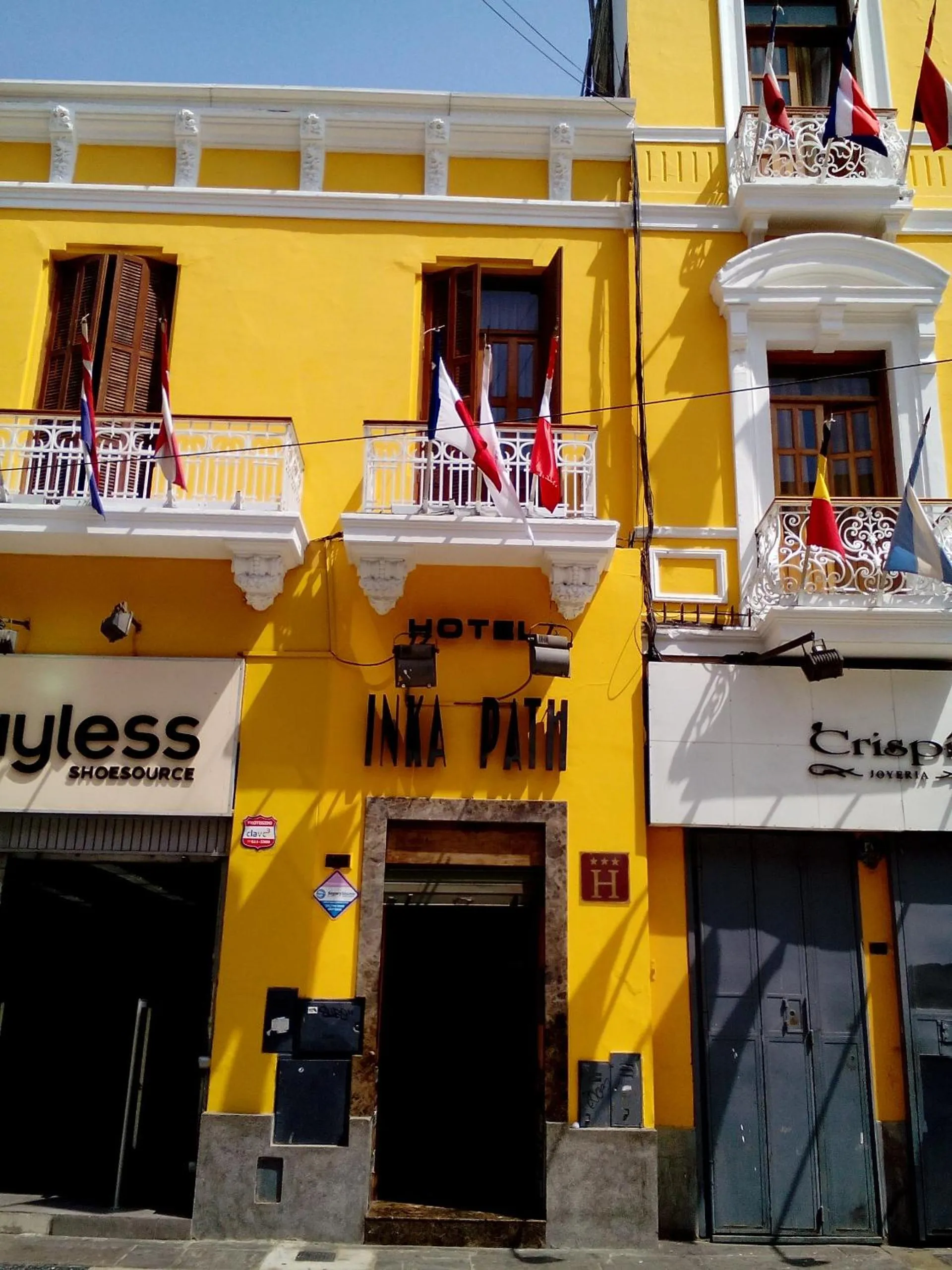 Facade/entrance in Hotel Inka Path