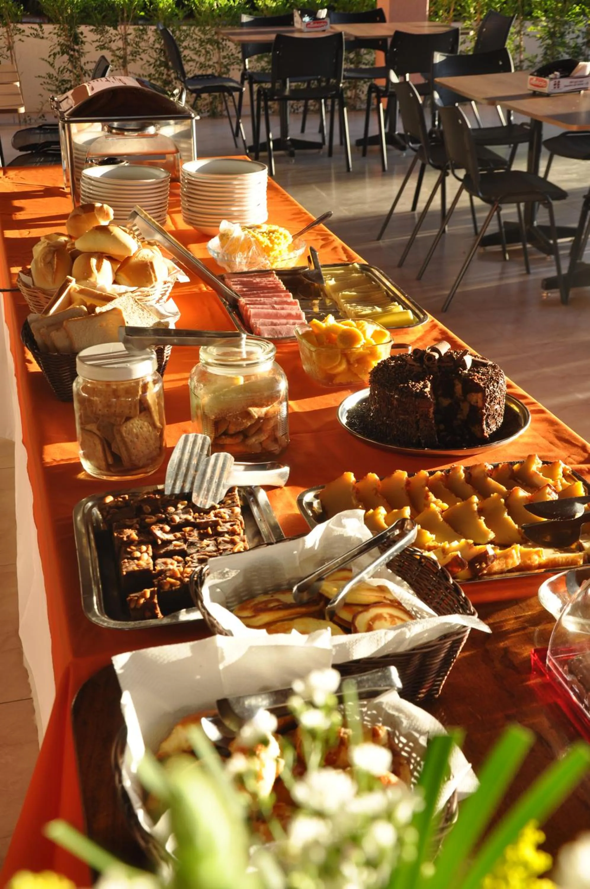 Breakfast in Santa Rosa Hotel