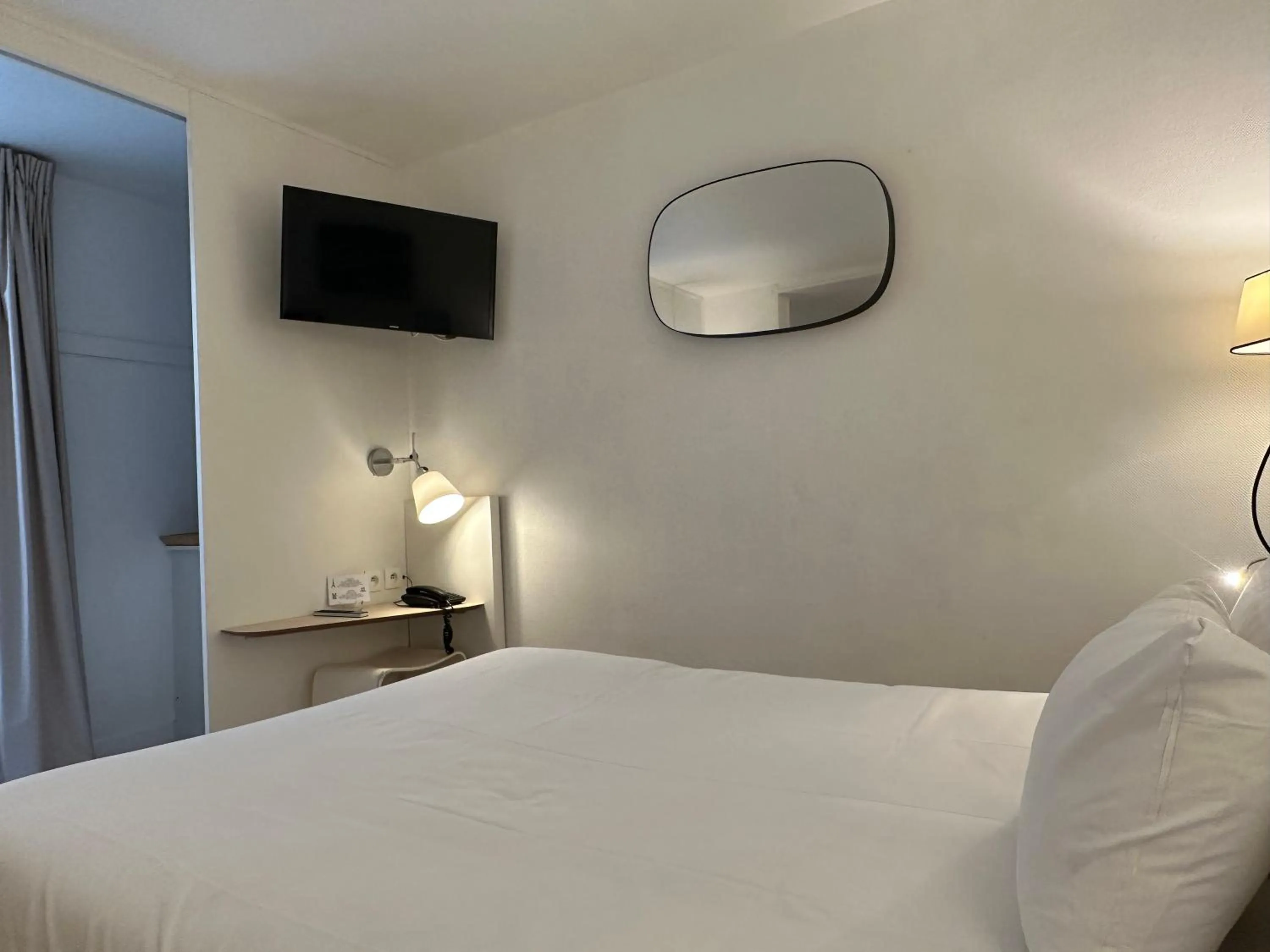 Bed in Hotel Little Regina