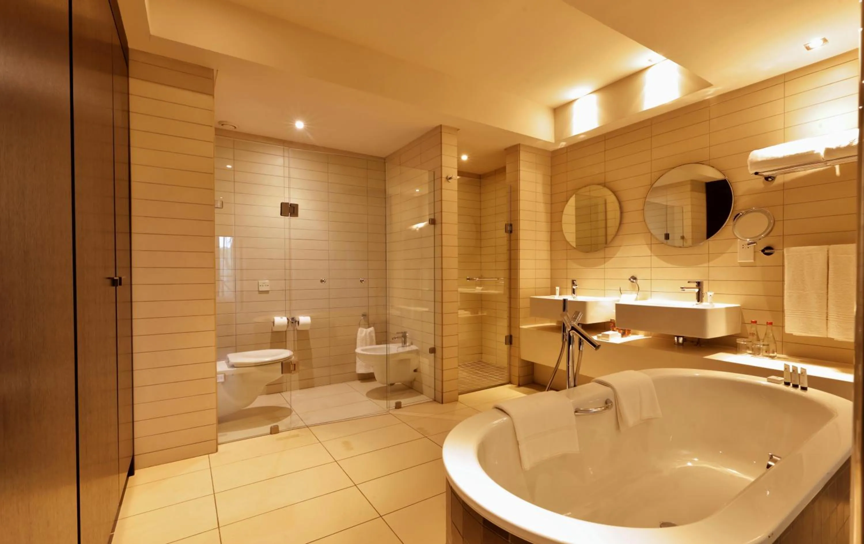 Shower in Labadi Beach Hotel