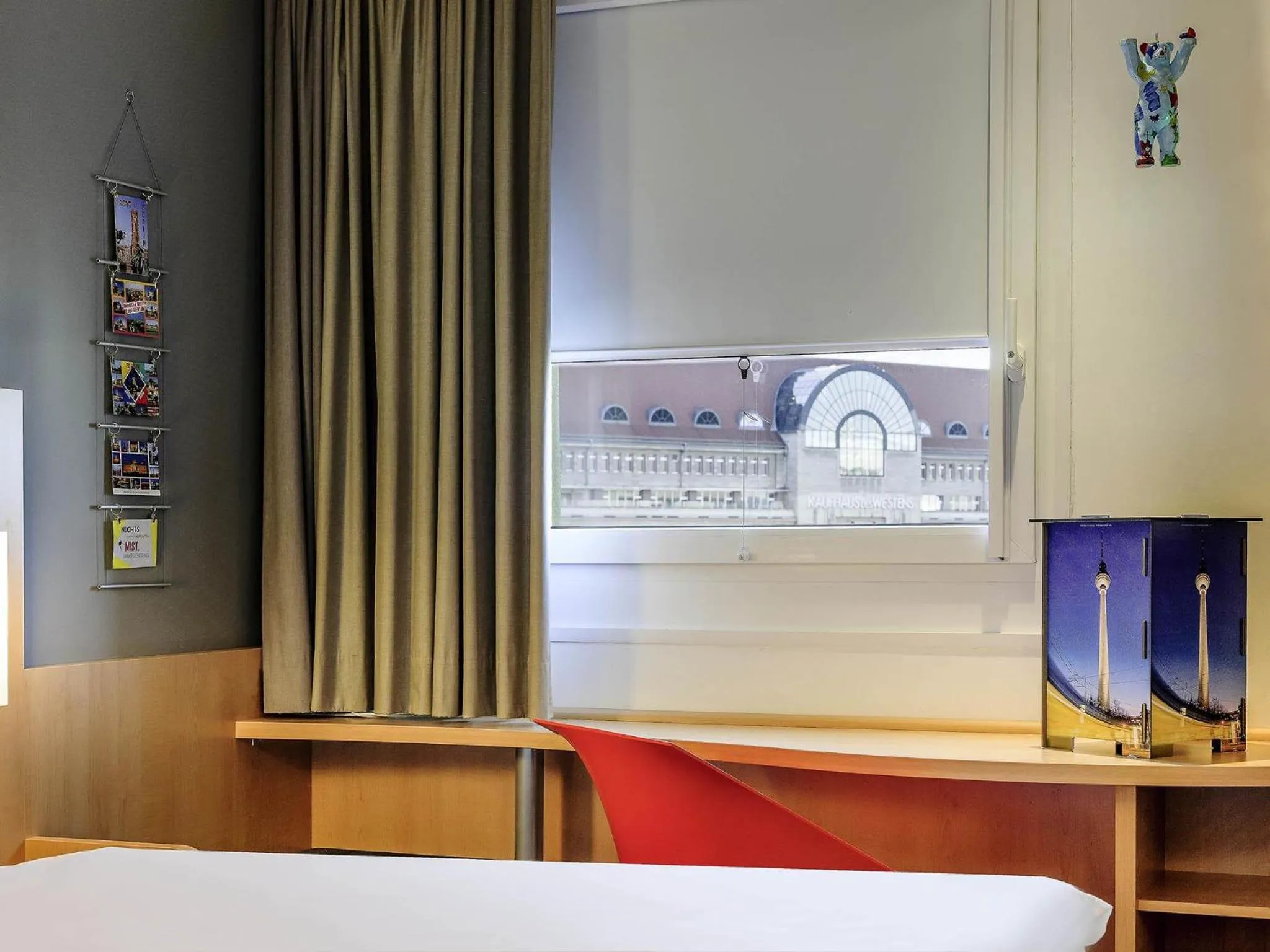 Bedroom, Bed in ibis Berlin Kurfuerstendamm