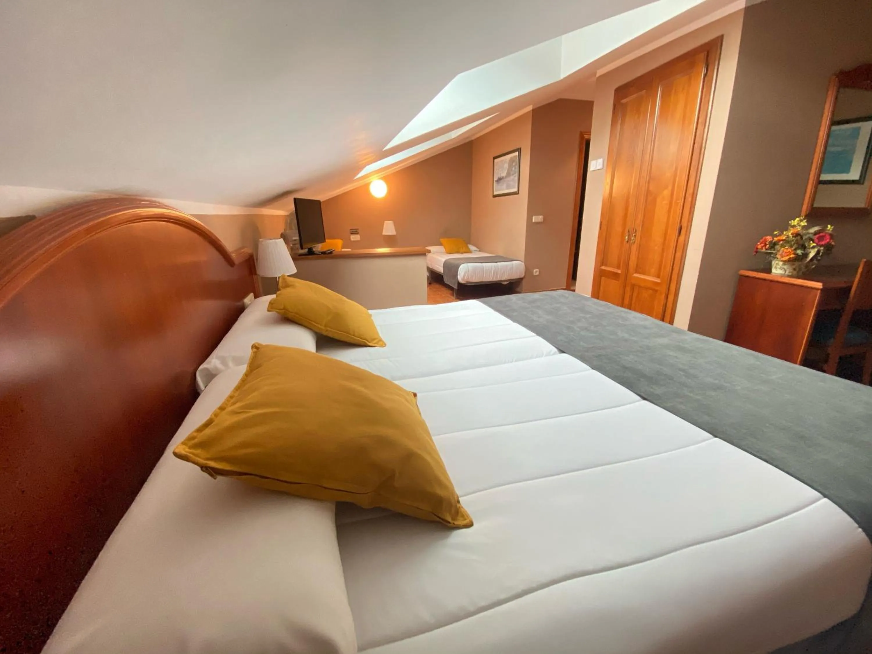 Bed in Hotel - Apartamentos Peña Santa