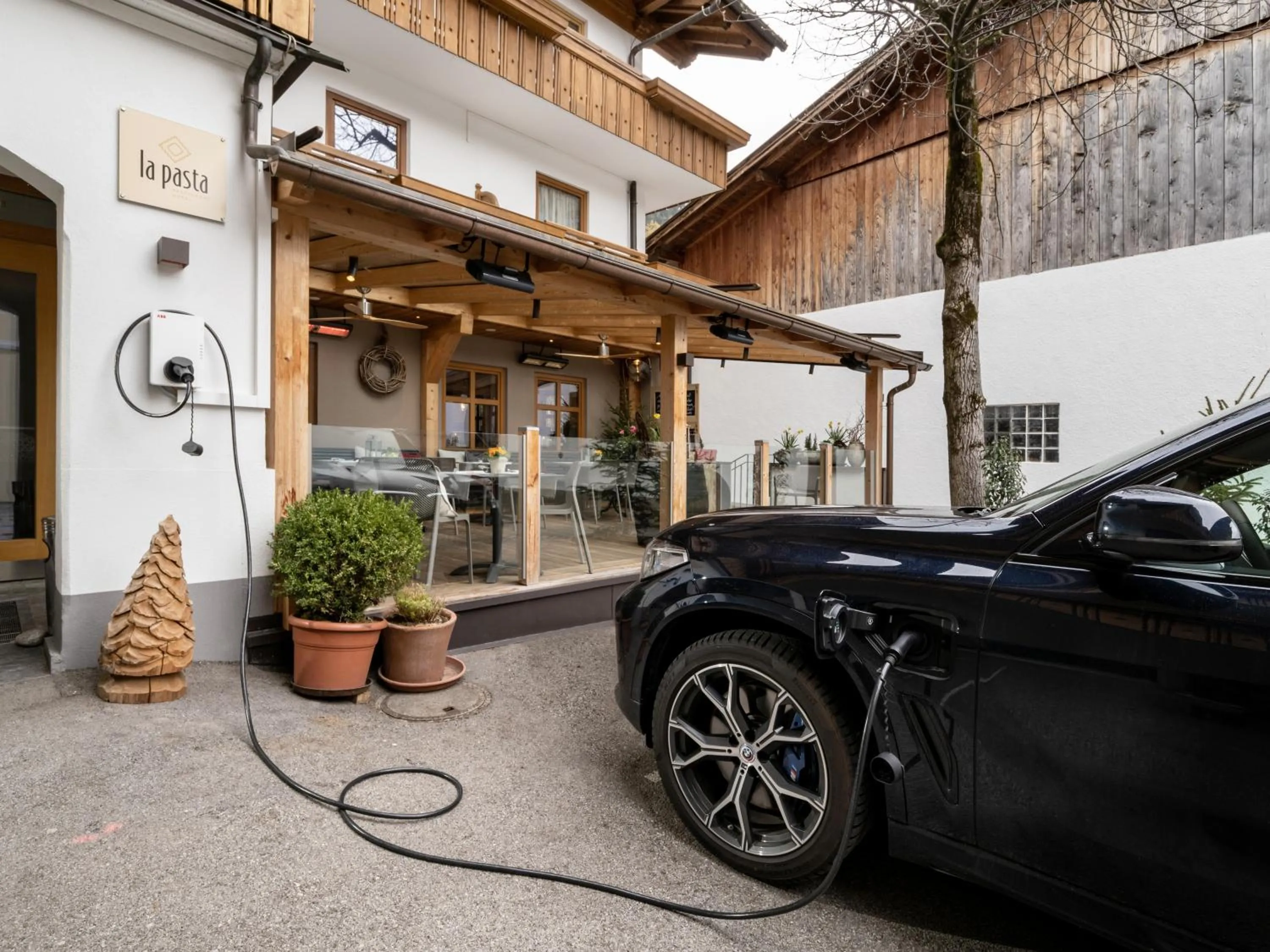 Parking in La Pasta Hotel Restaurant