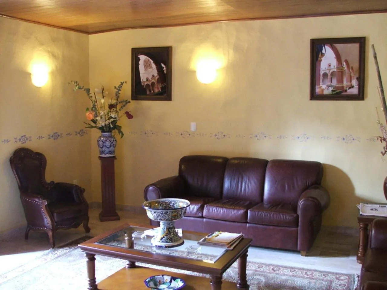 Living room in Hotel Casa Real Tehuacan
