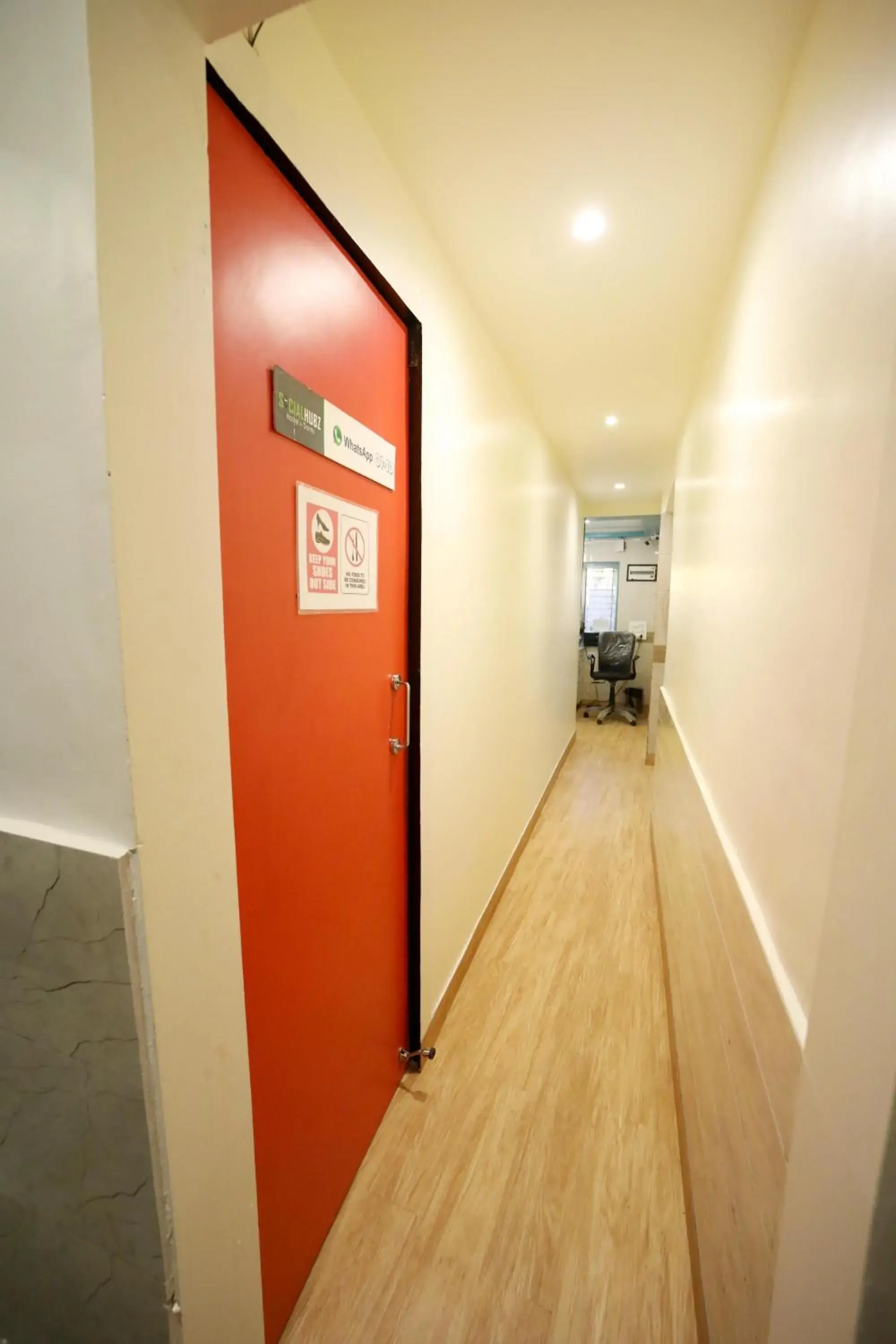 Bed in Male Dormitory Room in Social Hubz Hostel Bed in Male Dormitory Room in Social Hubz Hostel