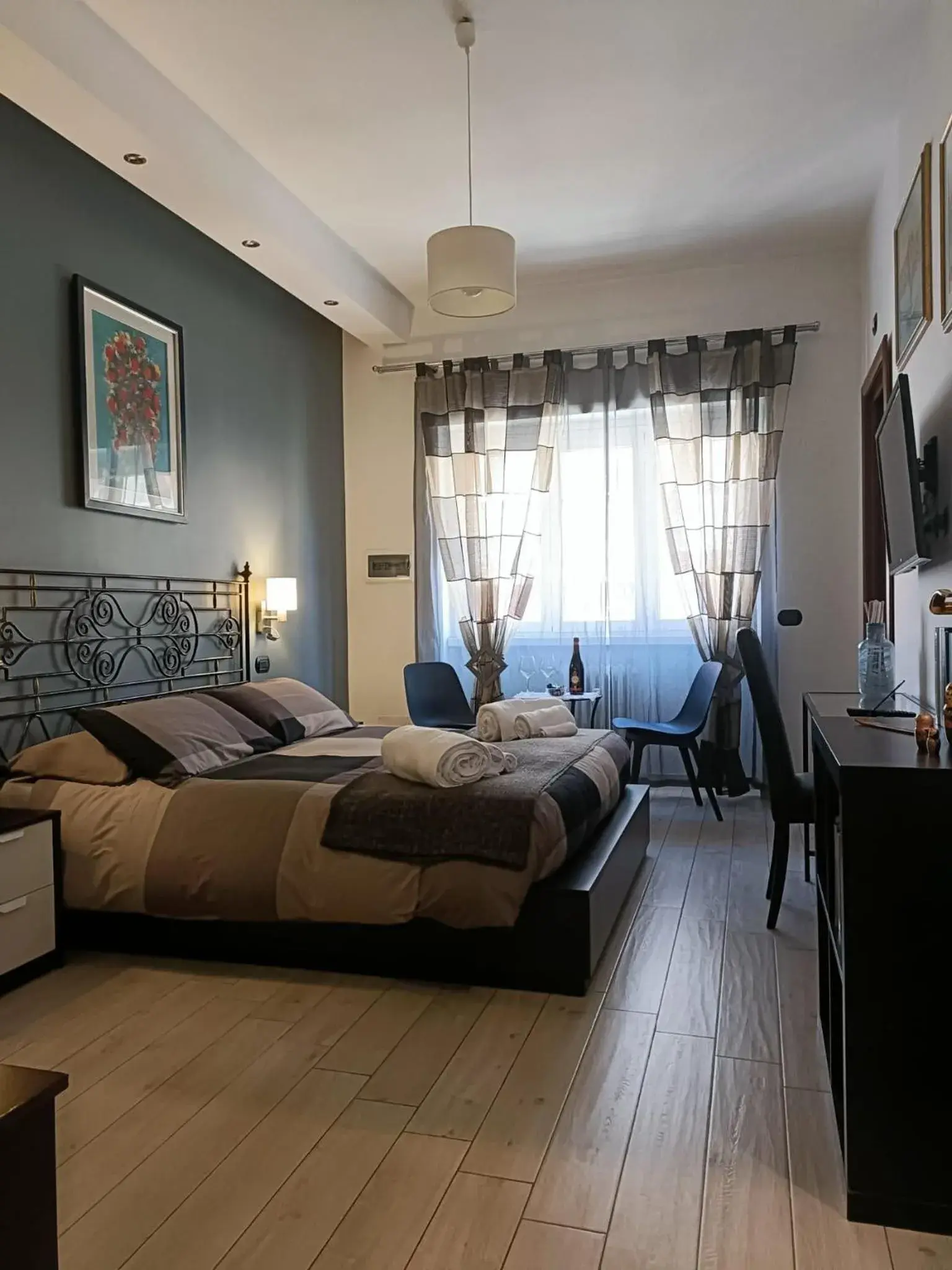 Superior Triple Room in Vatican Break Home Superior Triple Room in Vatican Break Home