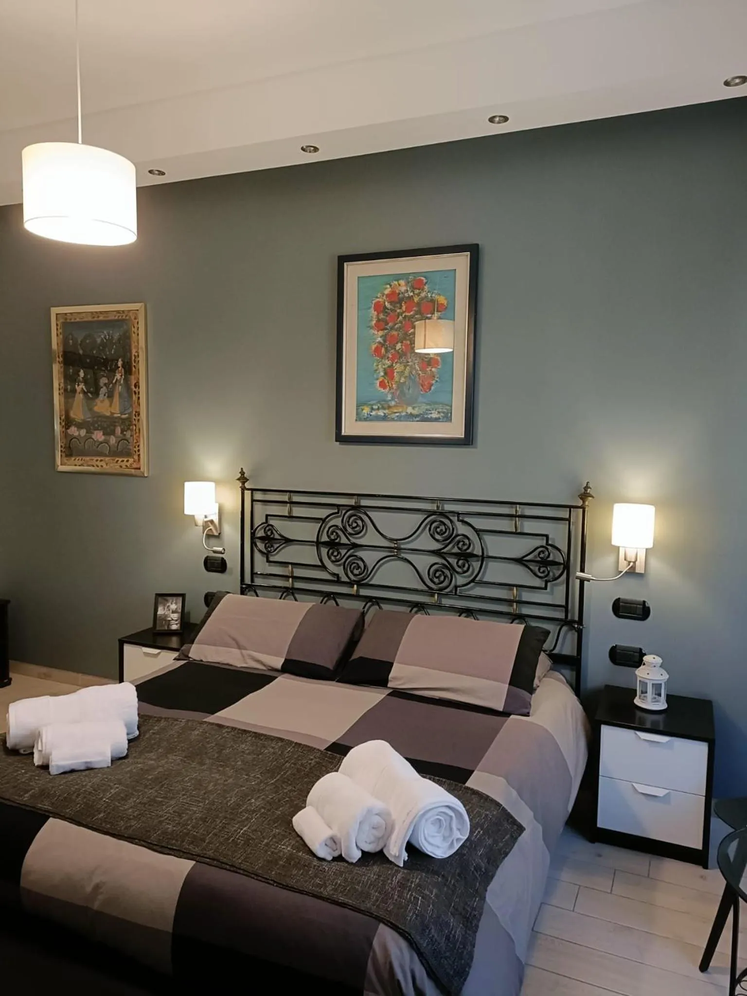 Bed in Vatican Break Home