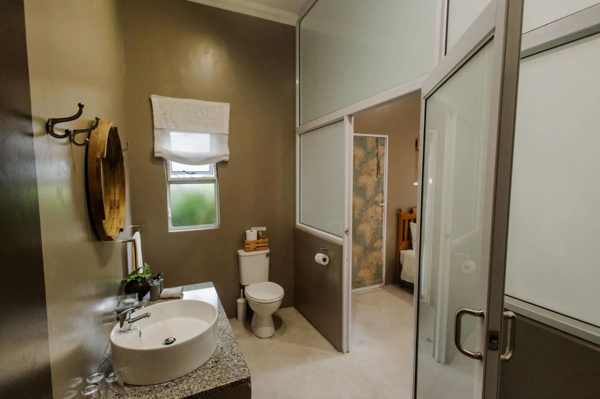 Toilet in iGwalagwala Guest House