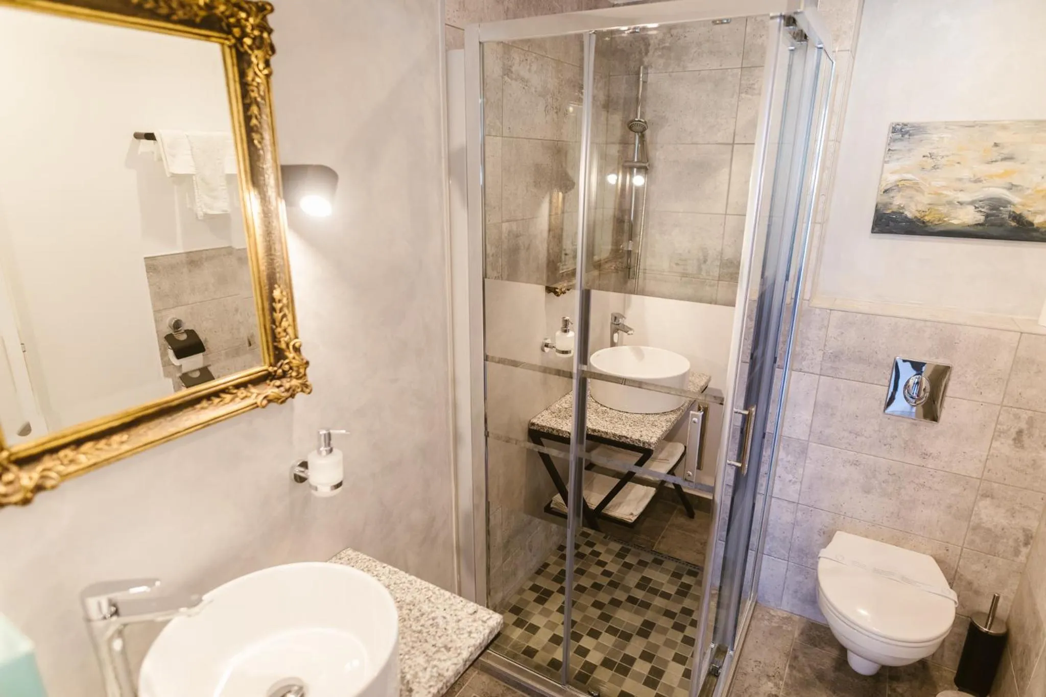 Shower in Villa Helvetia