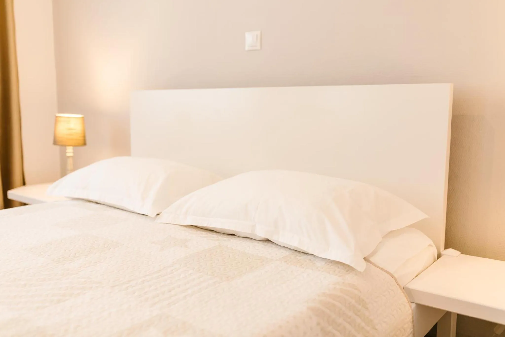 Photo of the whole room, Bed in Villa Helvetia