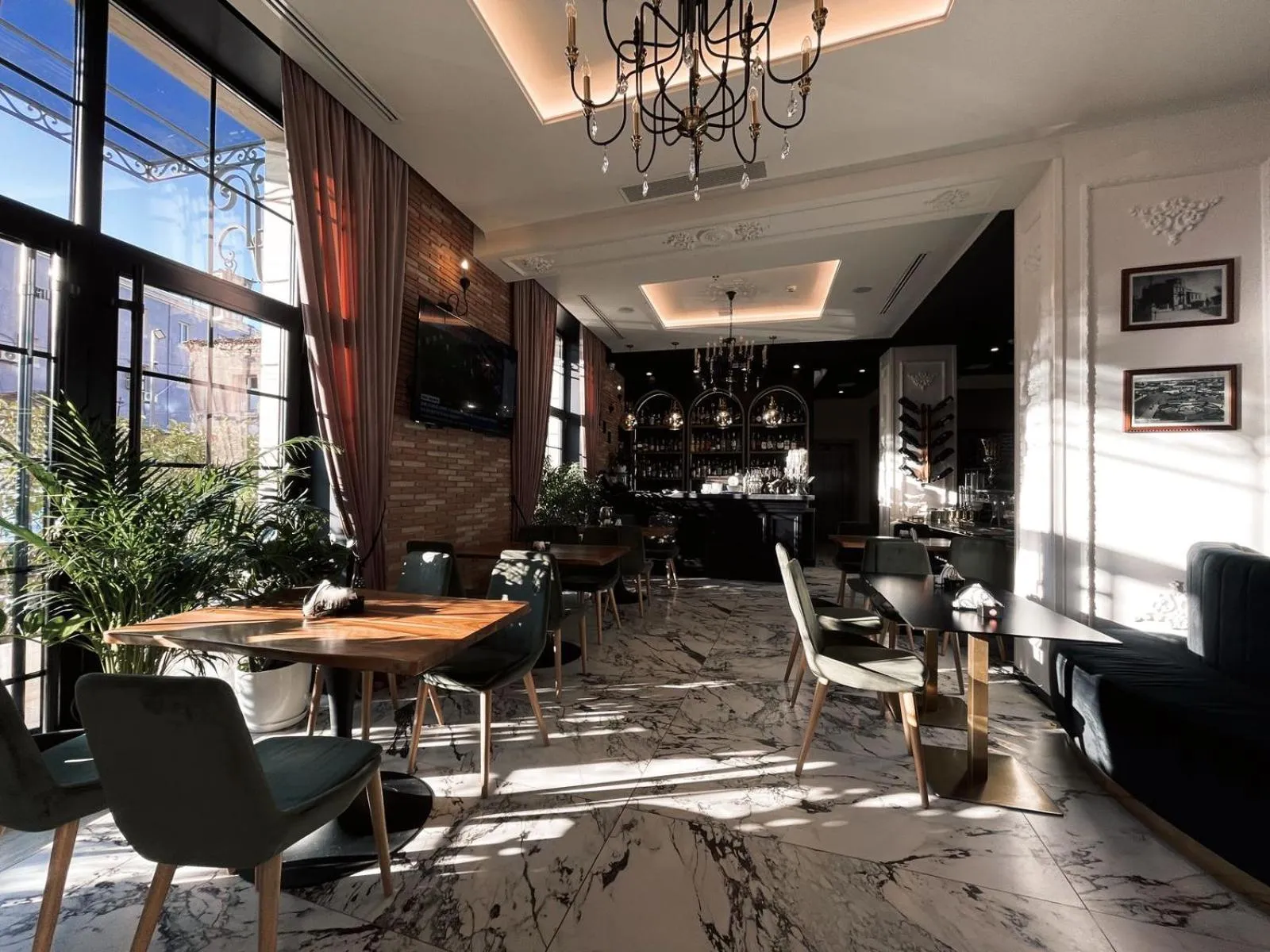 Restaurant/places to eat in Hotel Kloest