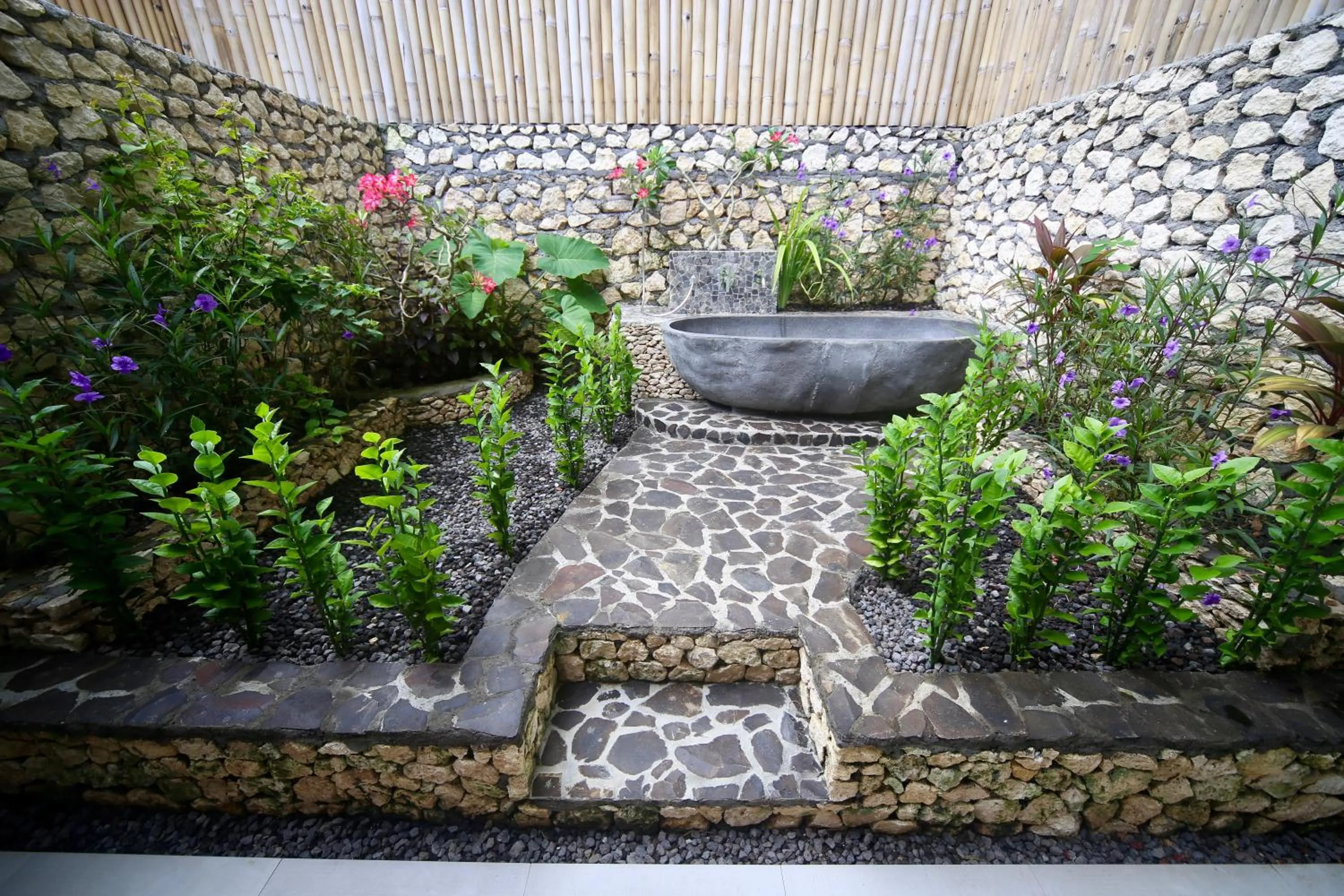 Bathroom in Jungle Paradise