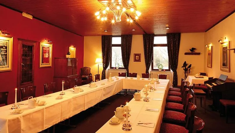 Restaurant/places to eat in EIFELkrimihotel