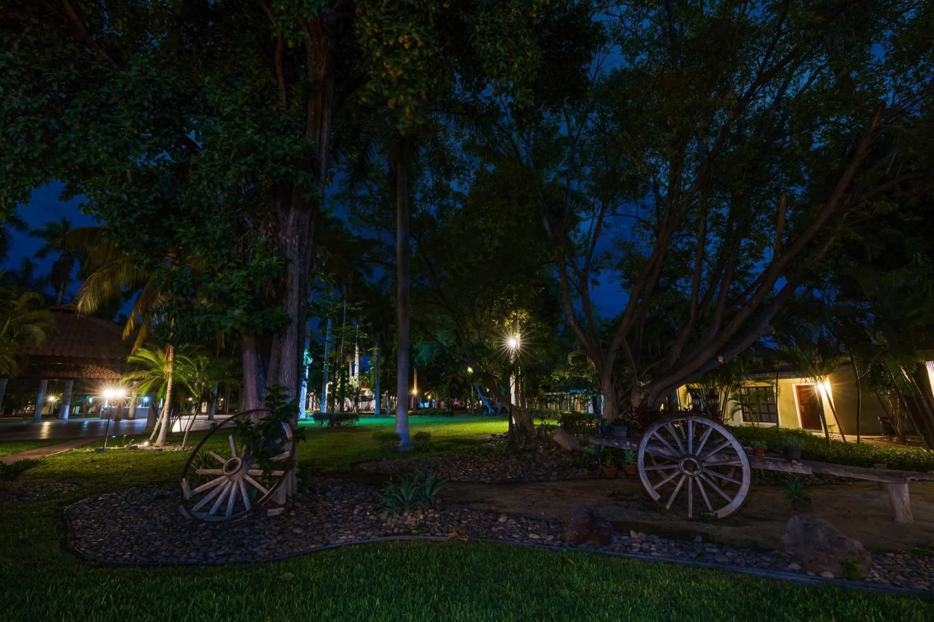 Garden in InHouse Select Hacienda Tres Rios Hotel Culiacán