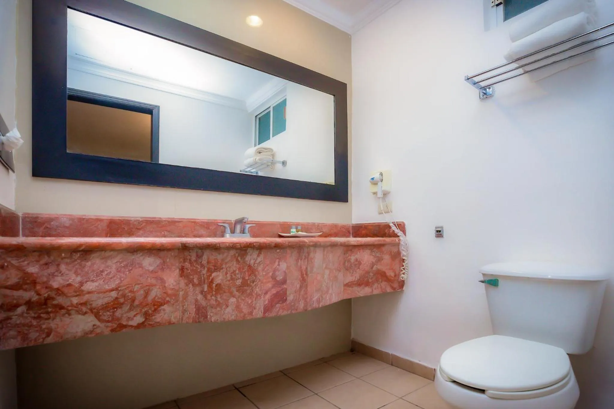 Bathroom in InHouse Select Hacienda Tres Rios Hotel Culiacán