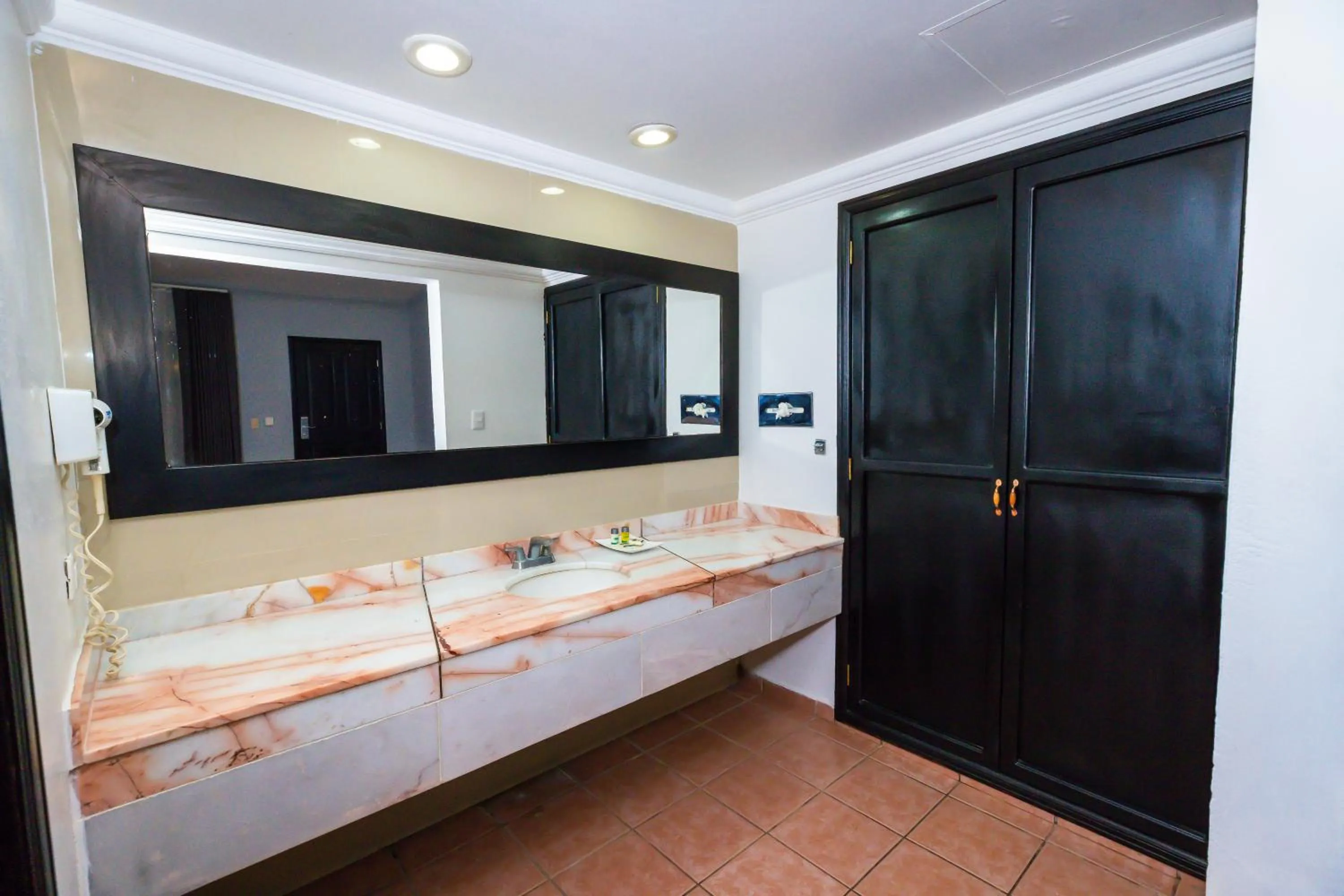 Bathroom in InHouse Select Hacienda Tres Rios Hotel Culiacán