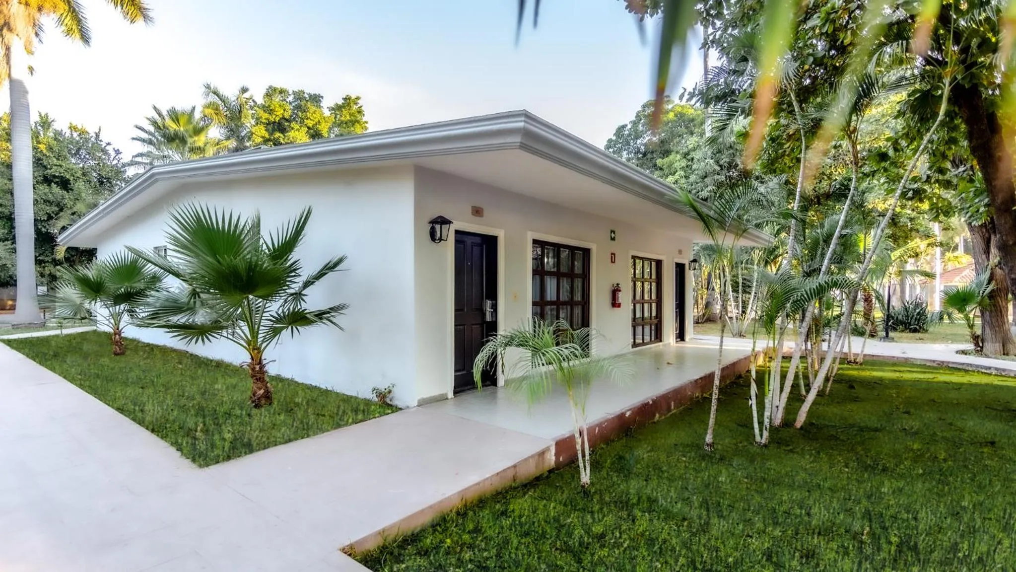 Property building in InHouse Select Hacienda Tres Rios Hotel Culiacán