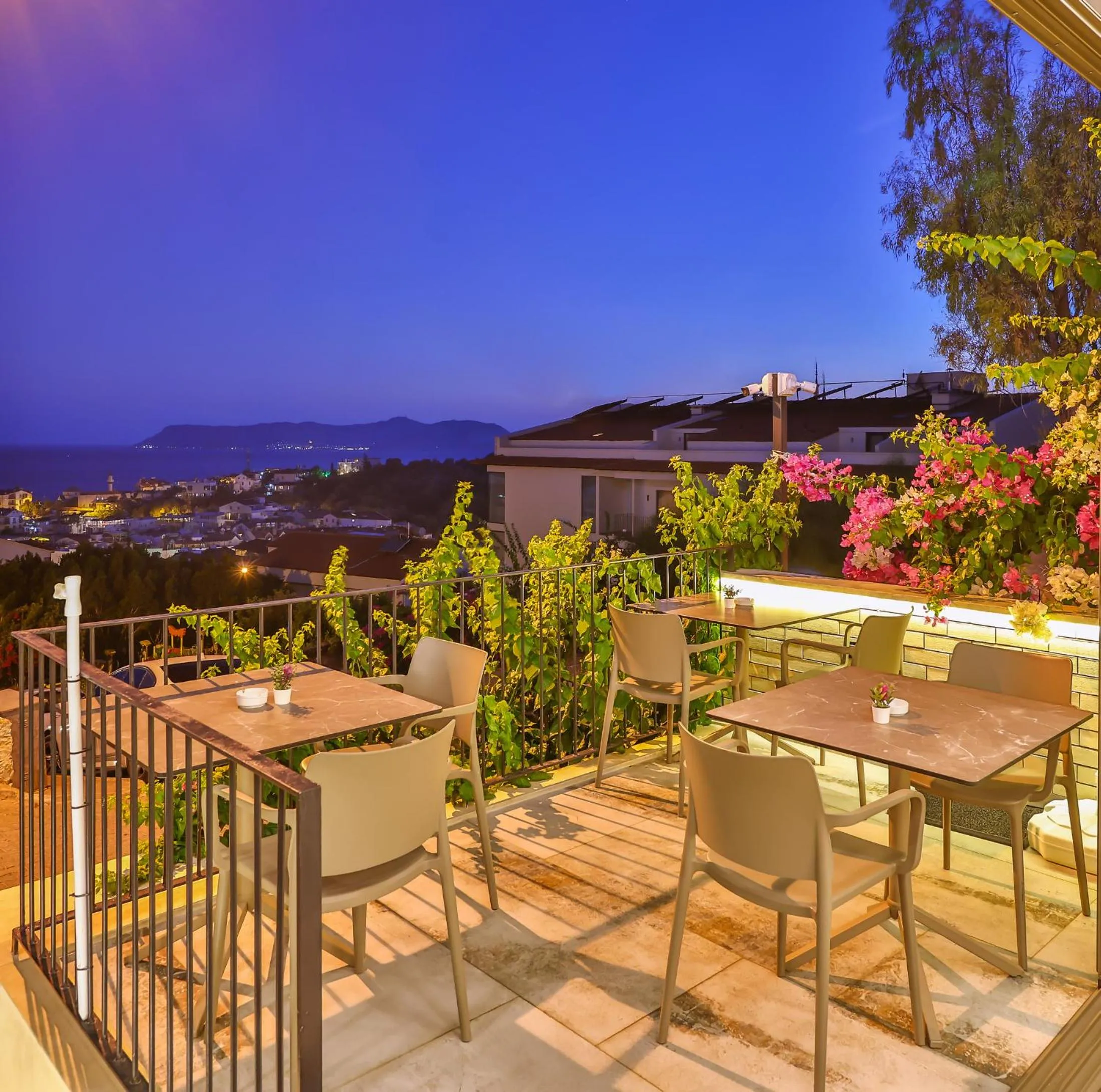 Restaurant/places to eat in Aphrodite Hotel Kaş