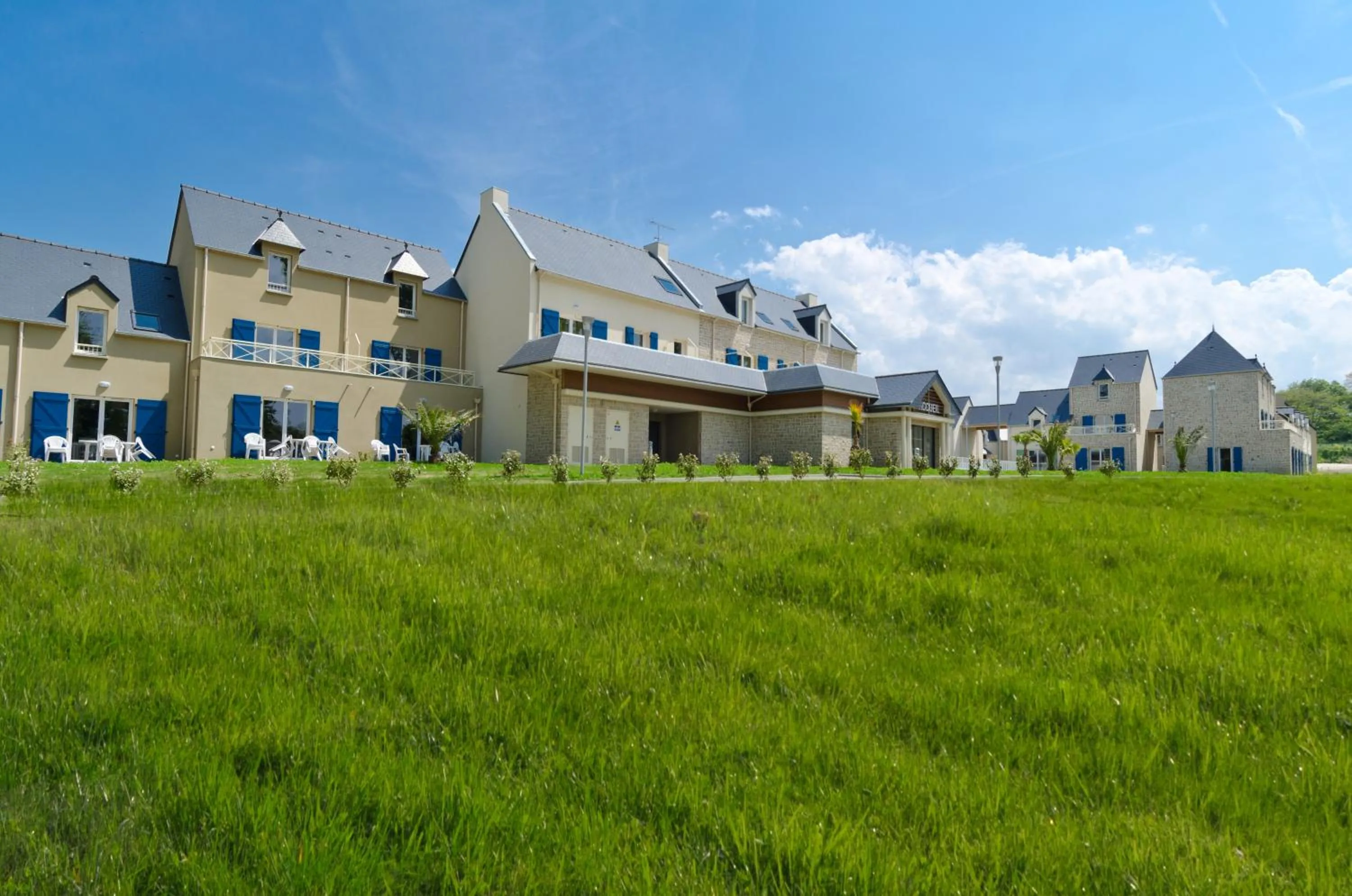 Facade/entrance in Résidence Goélia Le Domaine des Mauriers