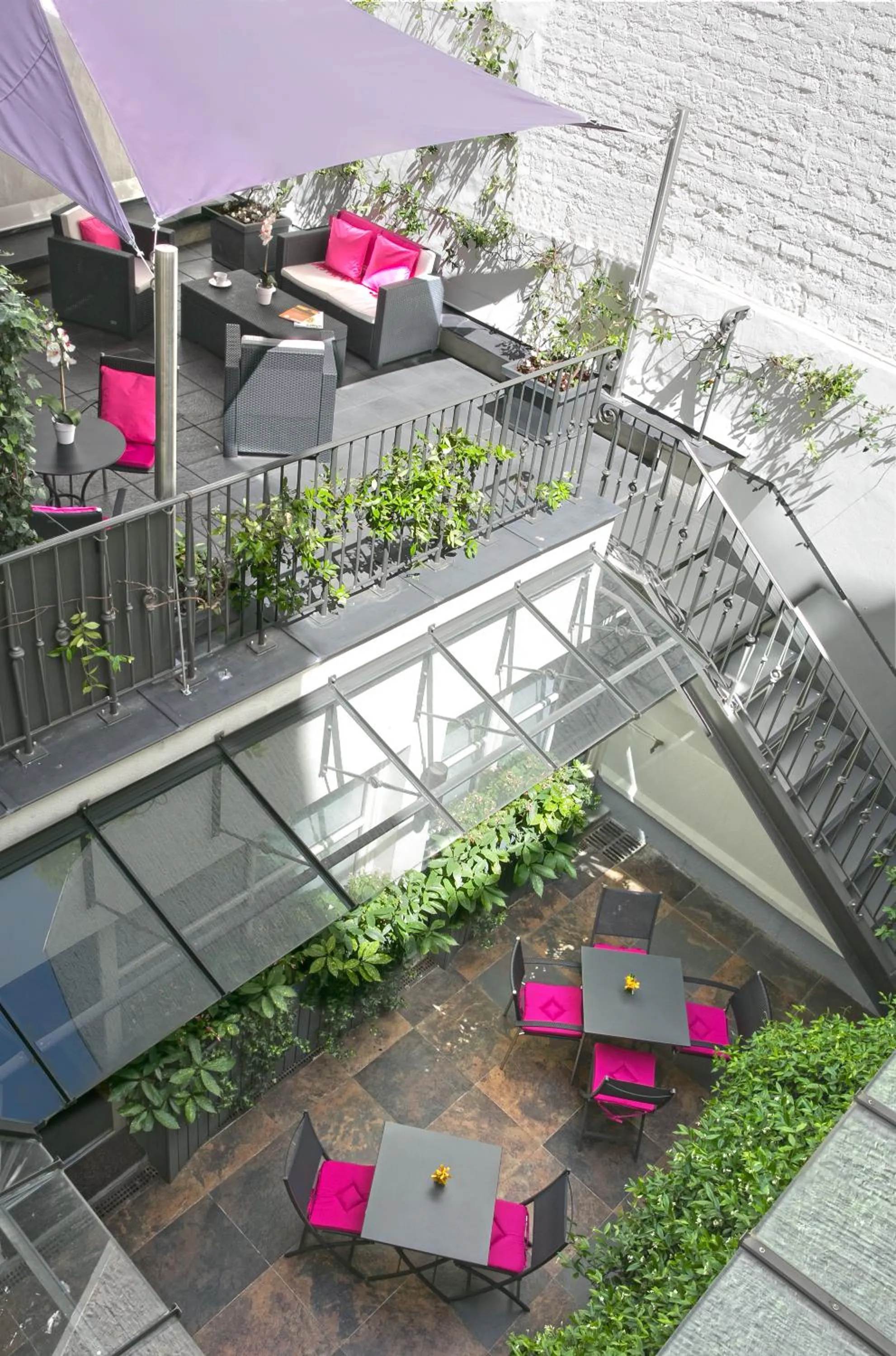 Balcony/Terrace in Hôtel Le Bellechasse Saint-Germain