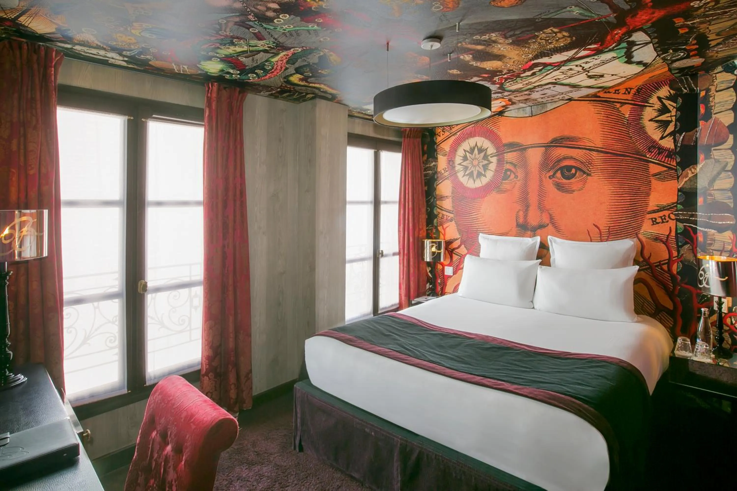 Photo of the whole room, Bed in Hôtel Le Bellechasse Saint-Germain