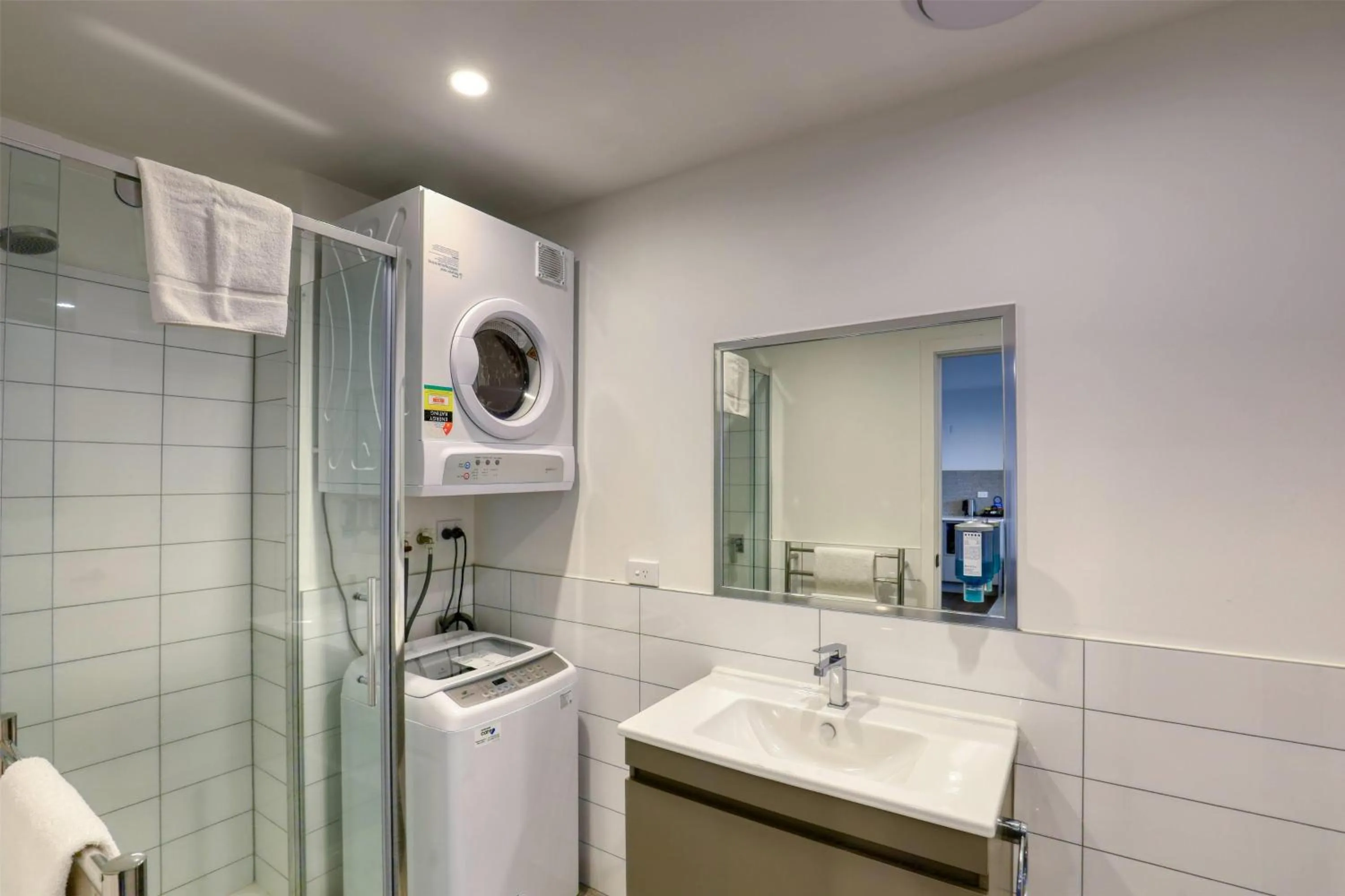 Bathroom in Ramada Suites By Wyndham Victoria Street West