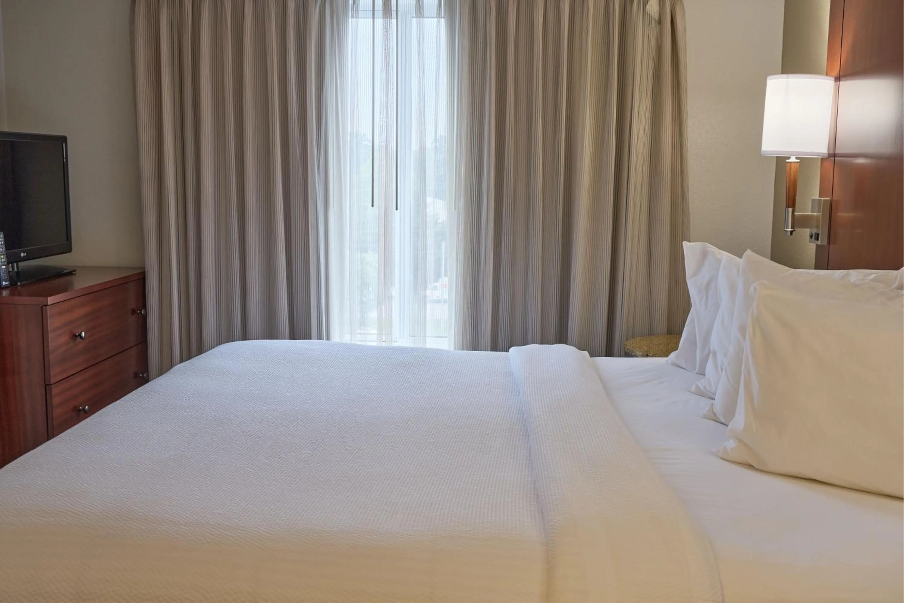 Photo of the whole room, Bed in Residence Inn by Marriott Columbia Northwest/Harbison