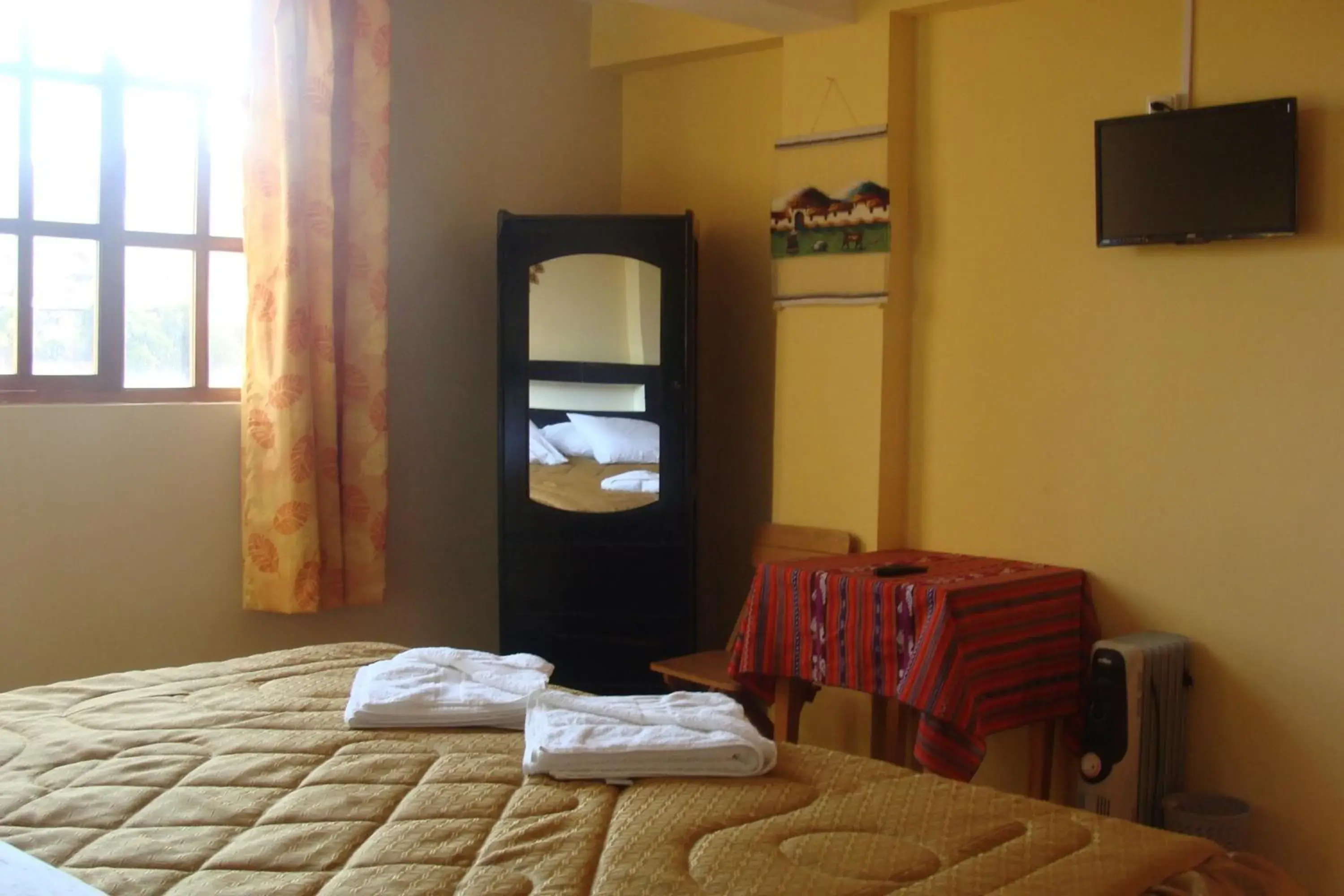 Classic Double Room in Hostal Qolqampata Classic Double Room in Hostal Qolqampata
