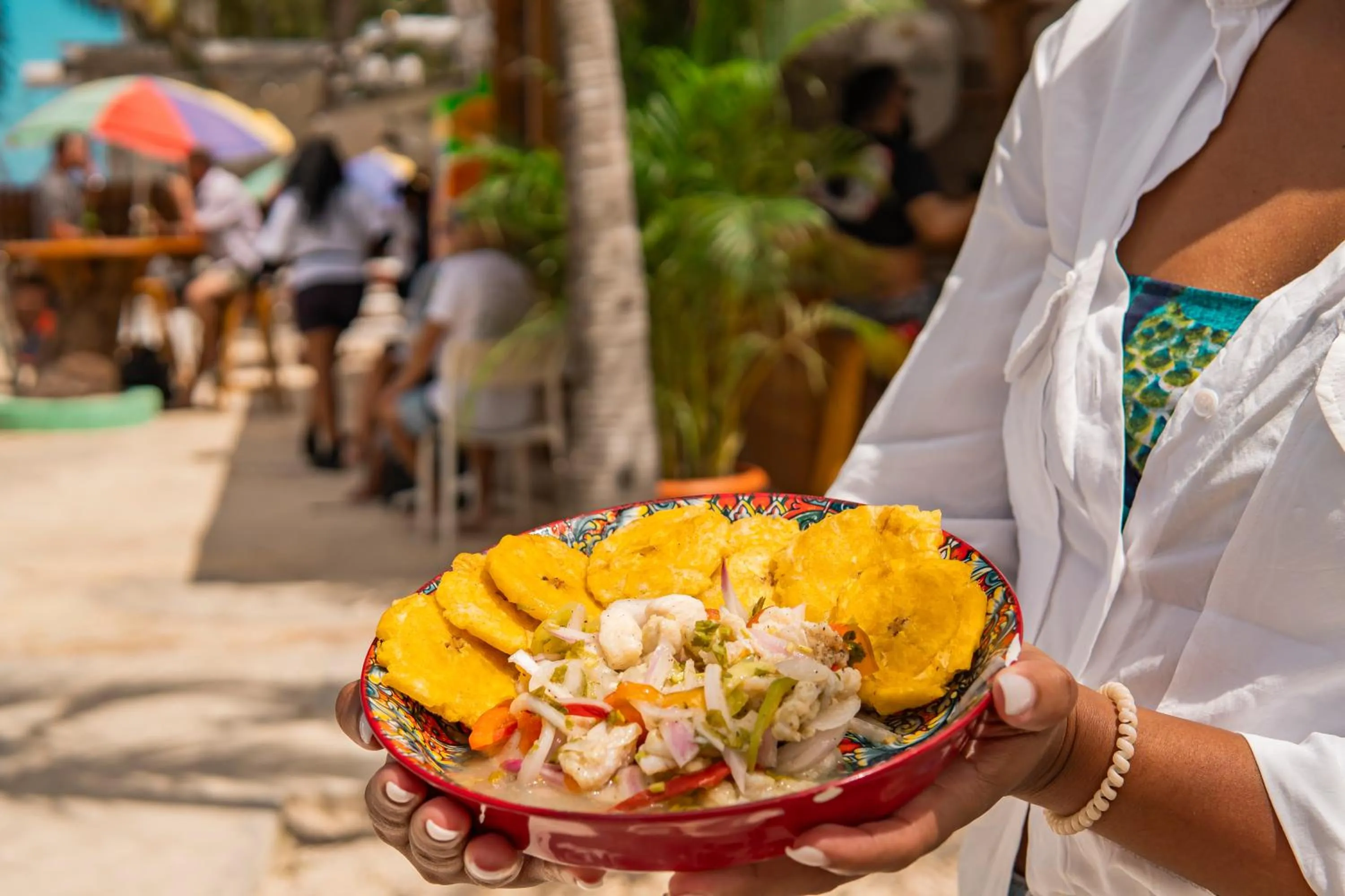 Restaurant/places to eat in Hotel Checkin El Cortecito