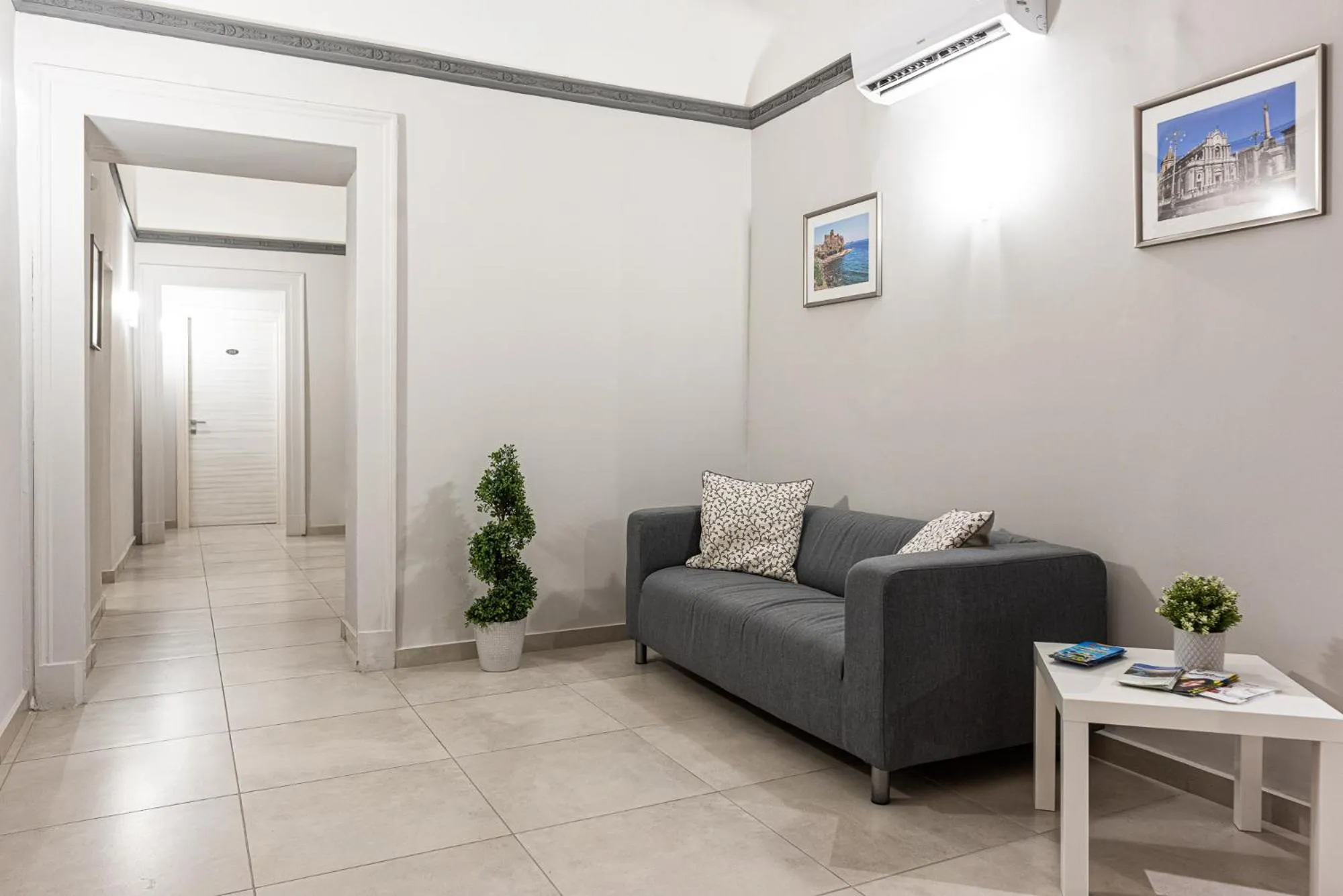 Lobby or reception in Hotel Costanza