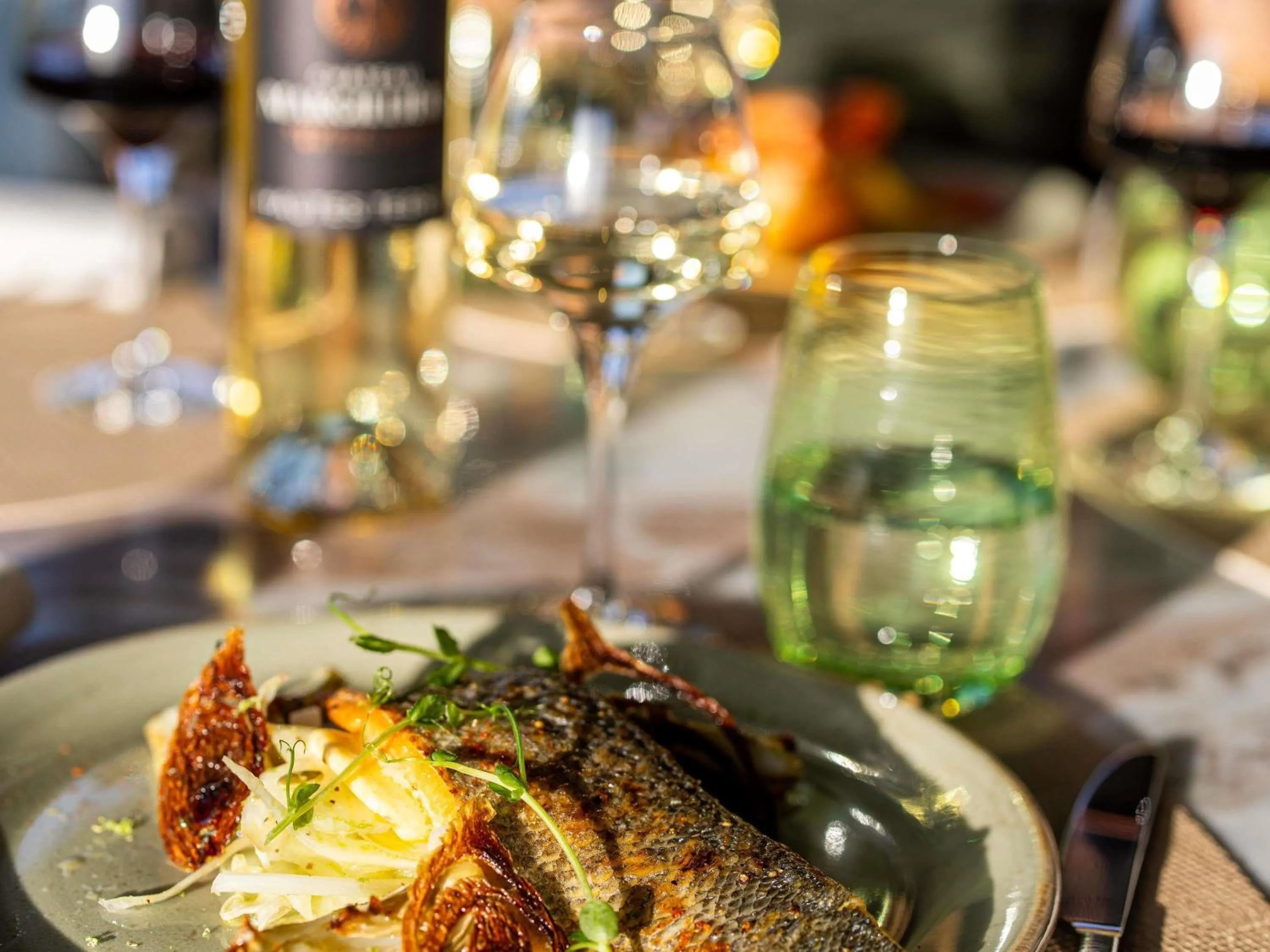 Restaurant/places to eat in Mercure Brignoles Golf de Barbaroux & Spa