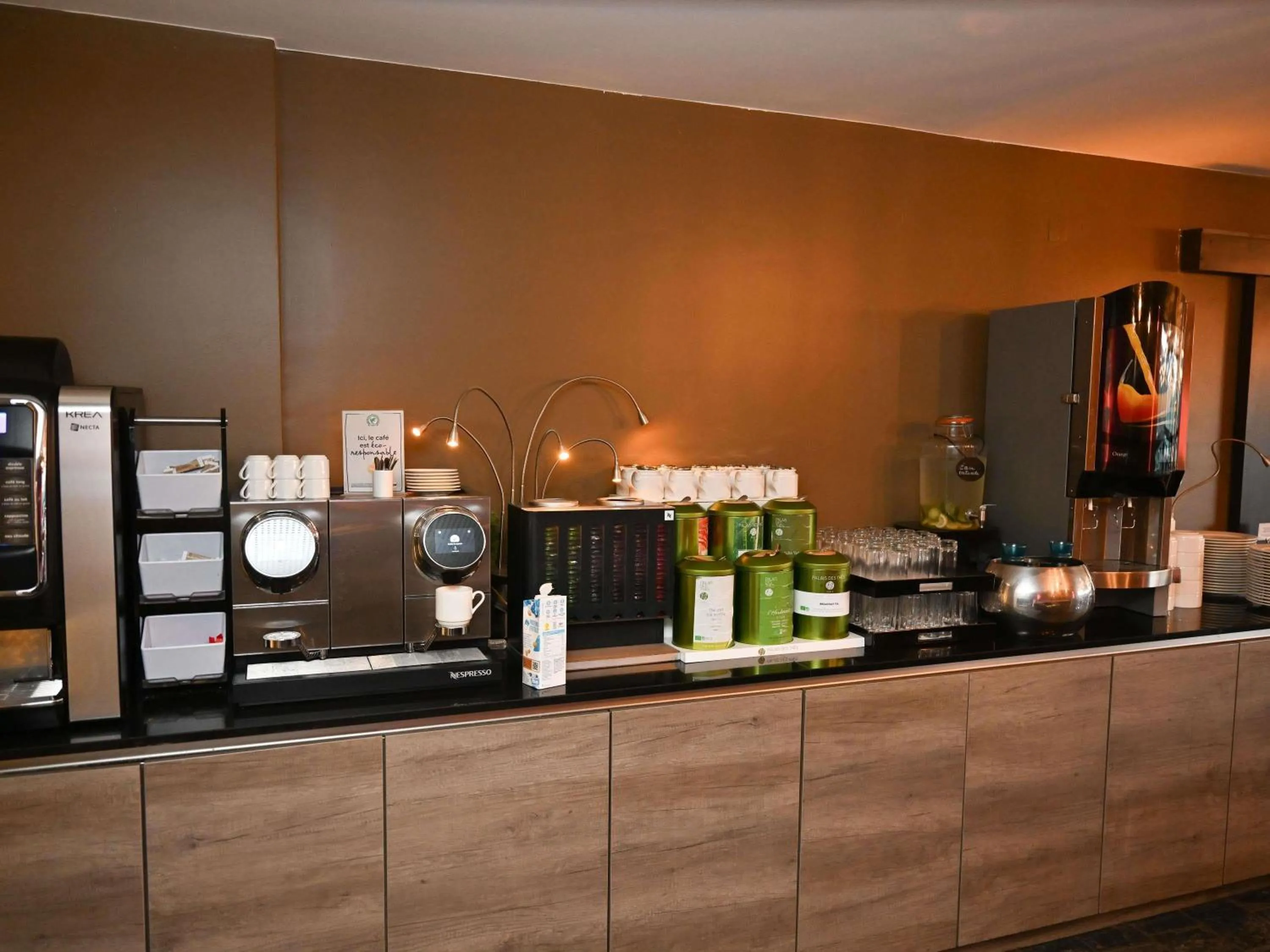 Breakfast in Mercure Brignoles Golf de Barbaroux & Spa