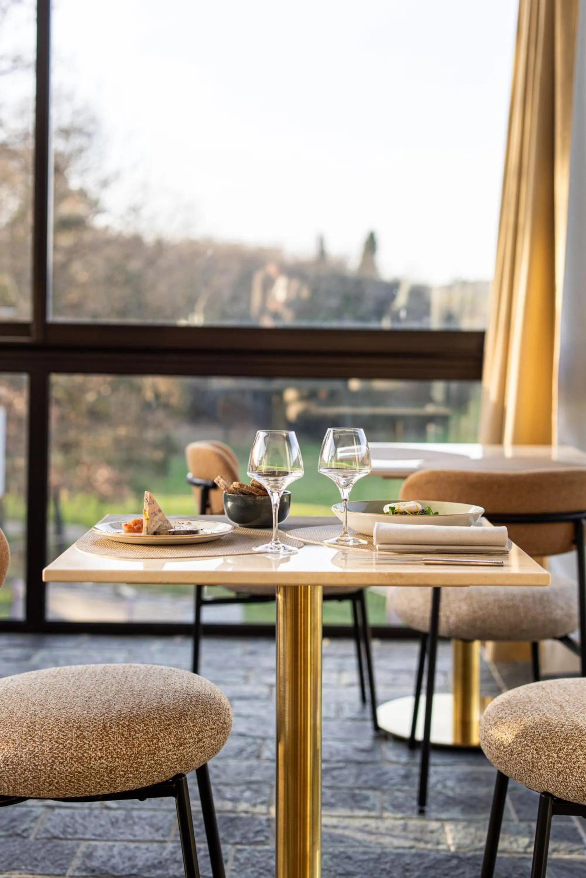 Restaurant/places to eat in Mercure Brignoles Golf de Barbaroux & Spa