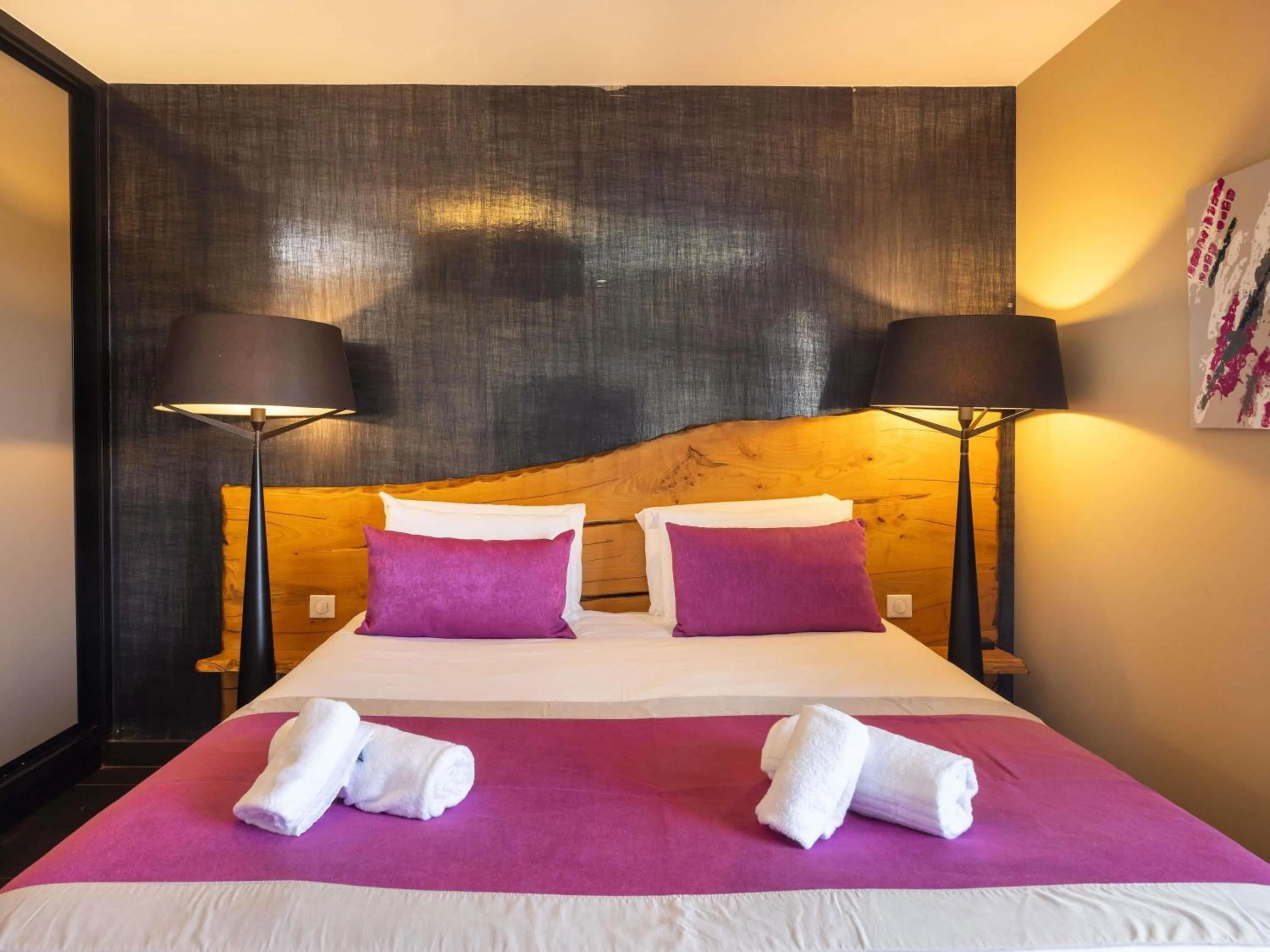 Bedroom, Bed in Mercure Brignoles Golf de Barbaroux & Spa