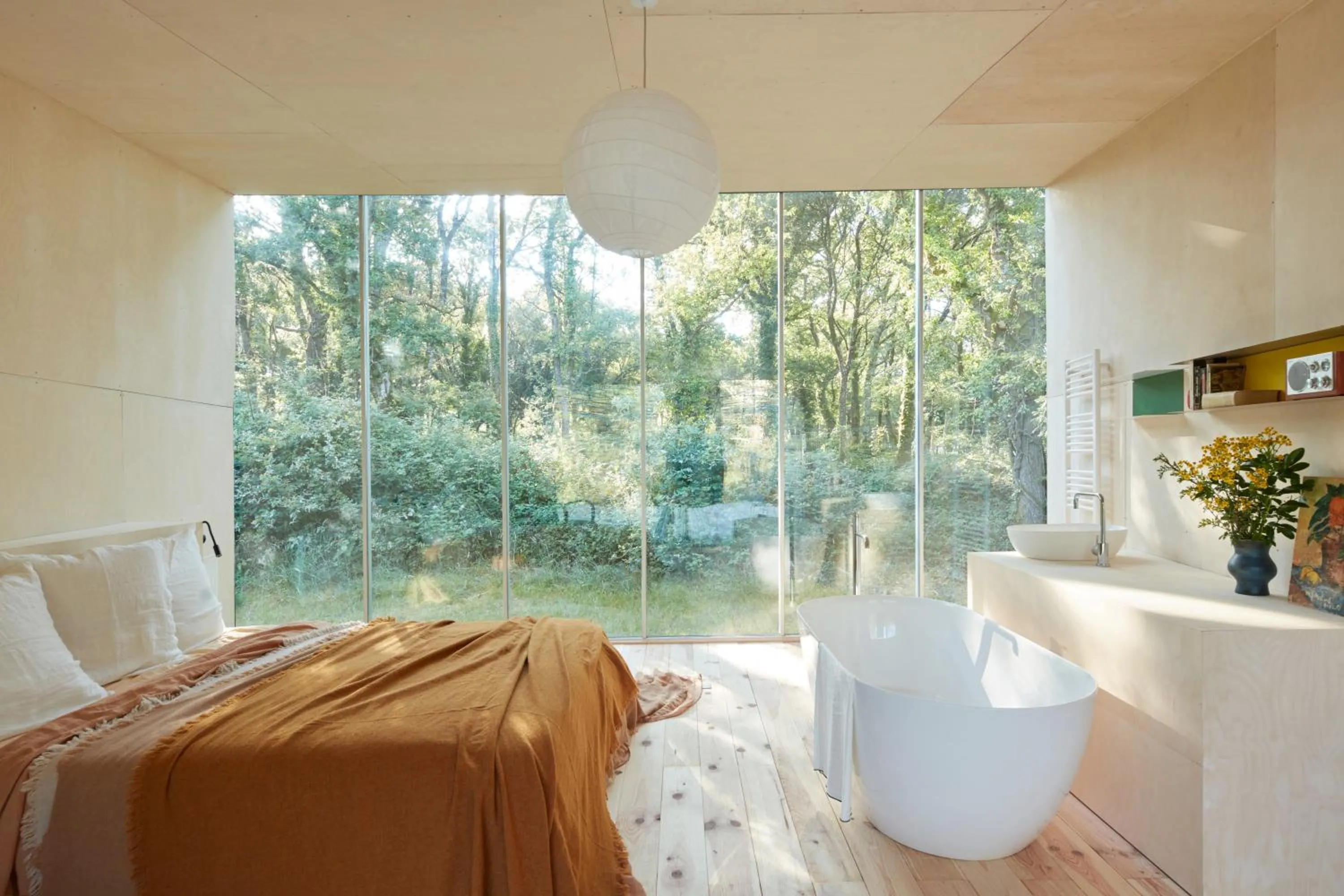 Bed in La Belle Folie