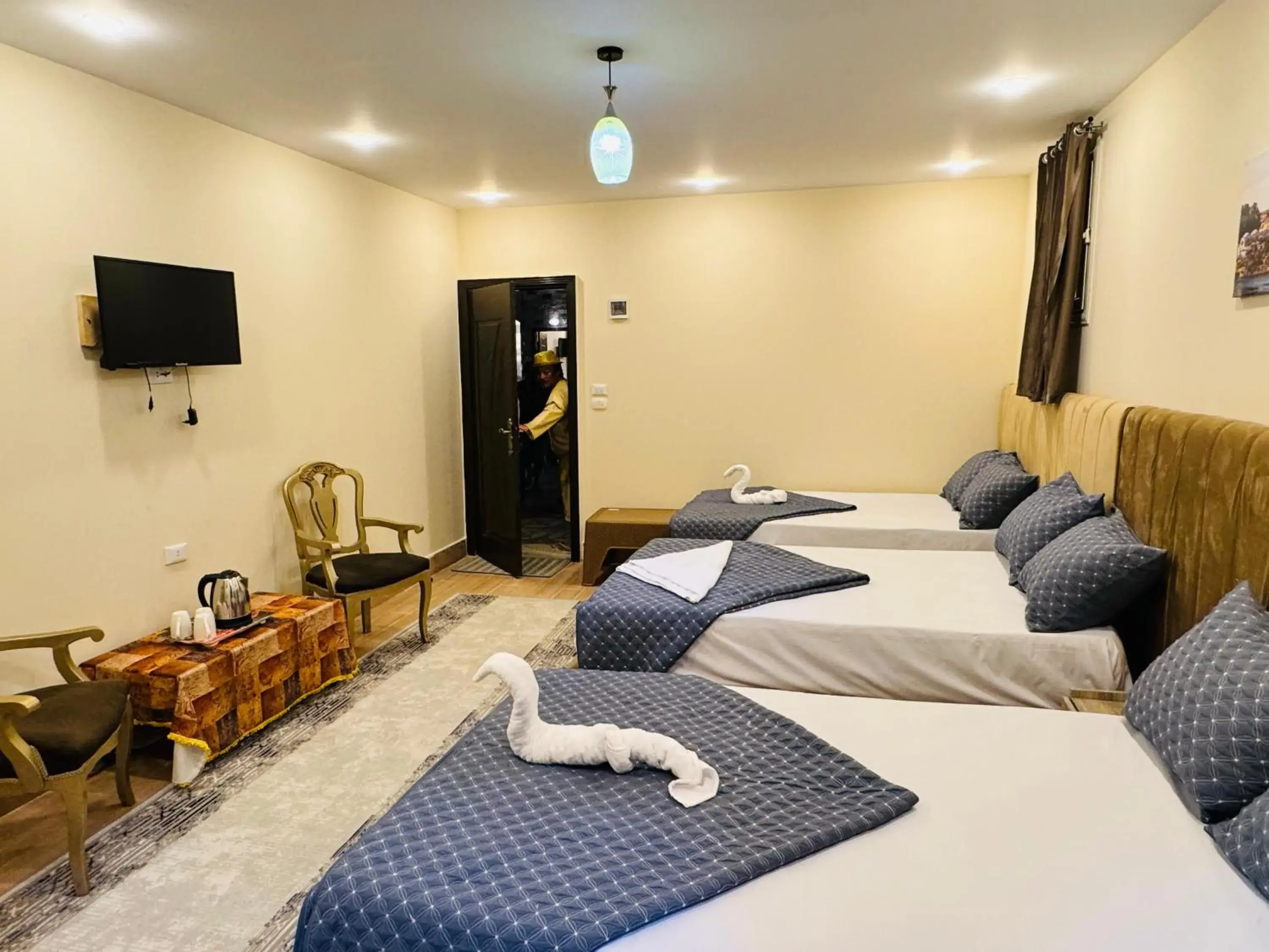 Double or Twin Room with View - single occupancy in Sphinx palace pyramids view inn Double or Twin Room with View - single occupancy in Sphinx palace pyramids view inn