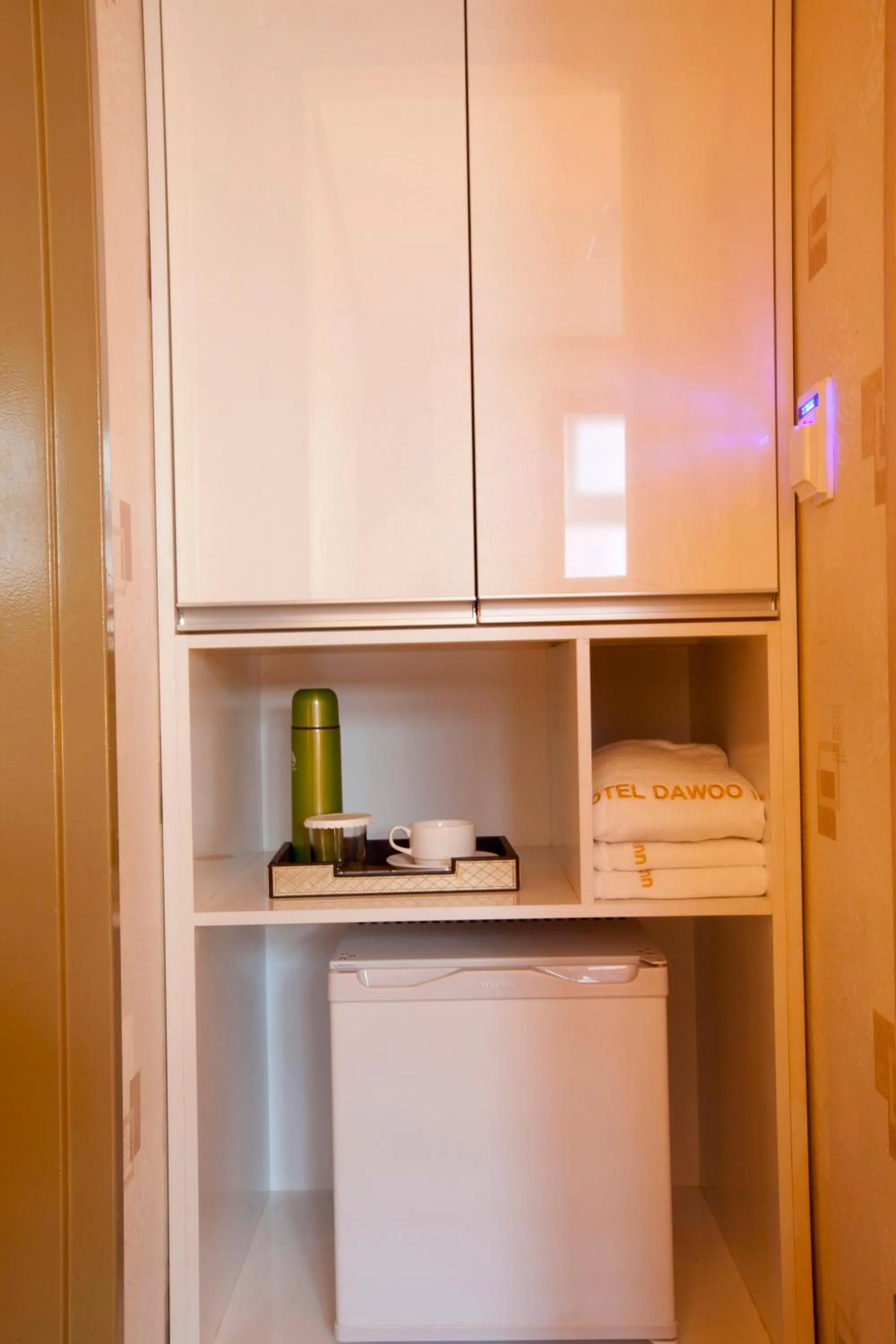 Decorative detail in Hotel Daewoo Inn